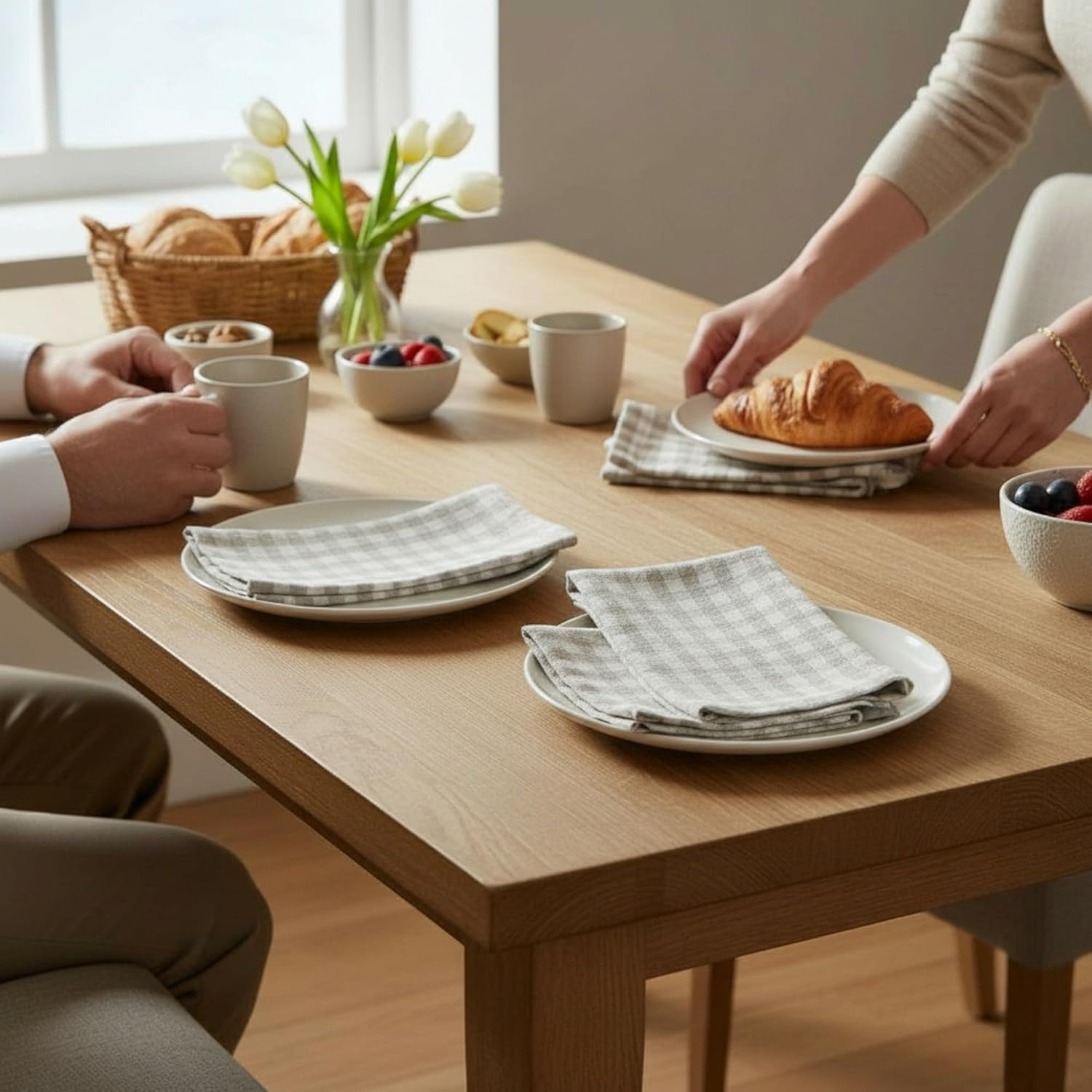 Linen Napkins &ndash; 100% French Flax &ndash; Stonewashed Pure Linen Cloth Napkins &ndash; Mitered Corners &ndash; Size 50 Cm X 50 Cm - Set of 4 (Natural Check) image number 1