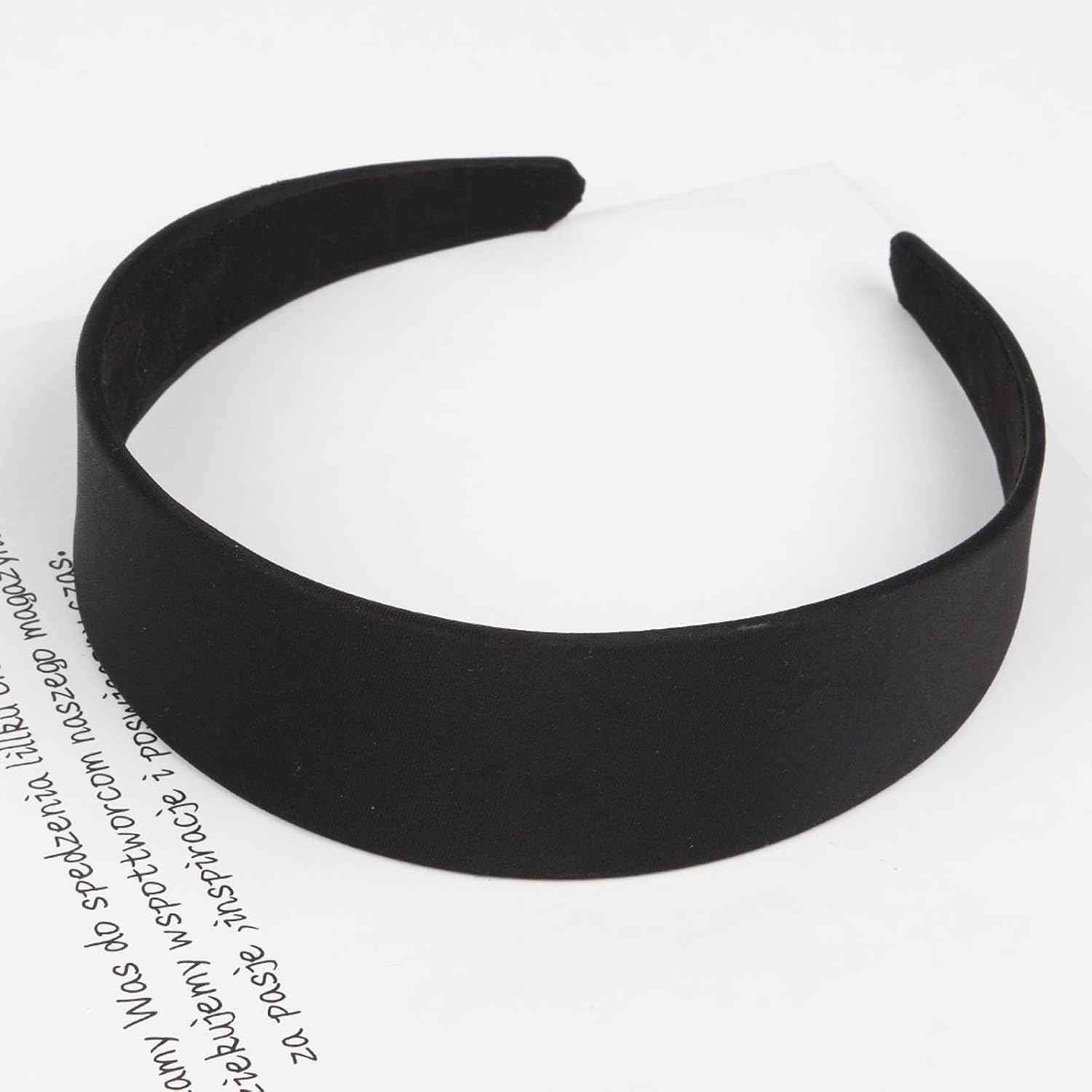 Pack of 3 Satin Headbands Non-Slip Headband for Women Headband Satin Retro Style Hair Band Fashion Comfortable Headbands for Women and Girls (Black, White, Red) image number 2