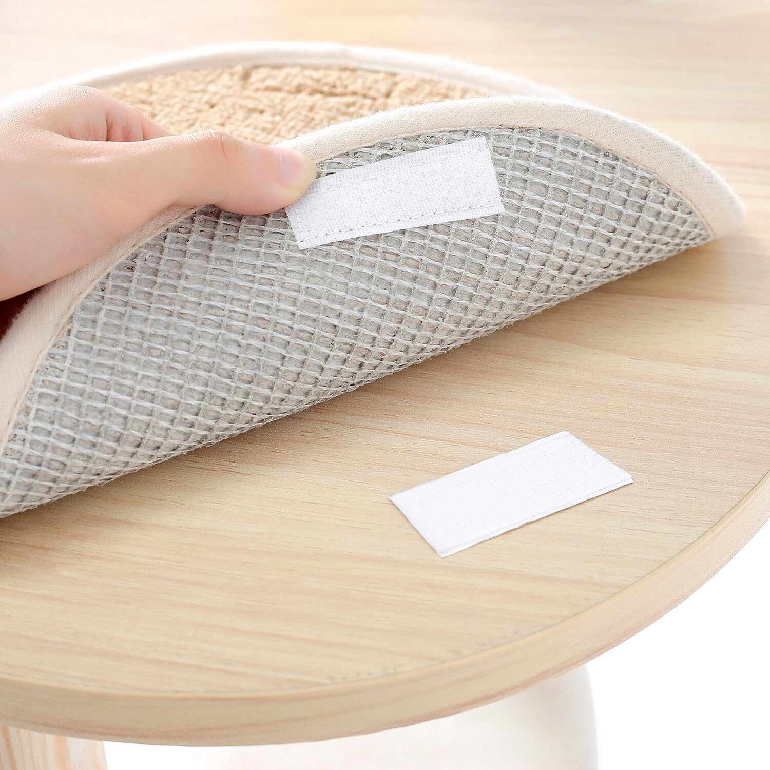 PAWZ Road Wooden Cat Tree for Indoor Large Cats, 124.5Cm Modern Cat Tower with 4 Cotton Rope Covered Scratching Posts, 6 Wood Posts, Super Large Platform and Pompom image number 4