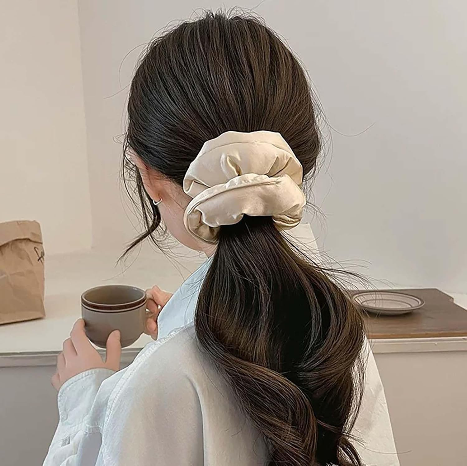 Inateannal Vintage Satin Silk Hair Bobbles Large Satin Elastic Hair Bobbles White Large Satin Hair Bobbles Scrunchy Oversized Thick Hair Bobbles Satin Ponytail Holder Hair Bands image number 4