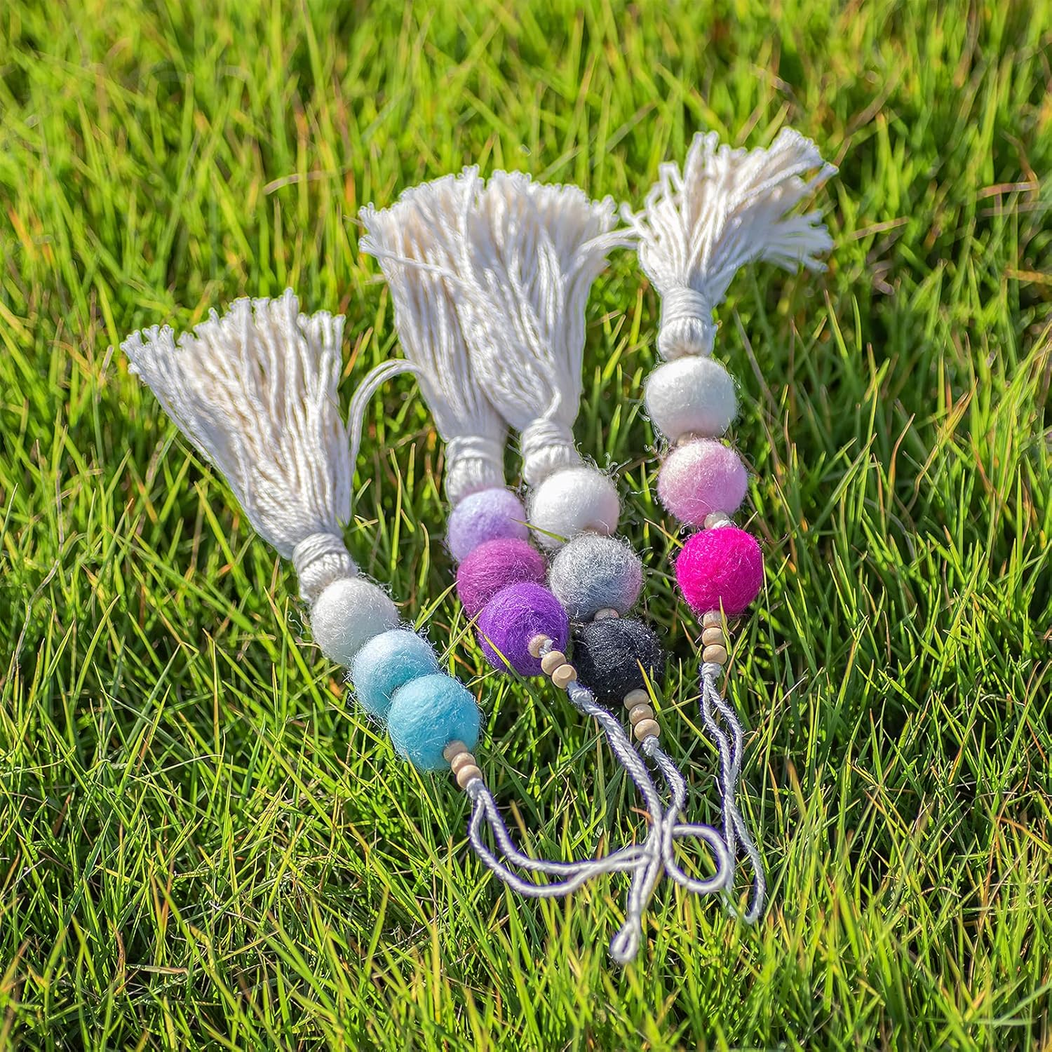 Colorful Felt Ball Car Diffuser Essential Oil Bead Aromatherapy Car Vent Diffuser Boho Tassel Hanging Car Charm Vent Clips Car Interior Decor Air Freshener (Black) image number 3