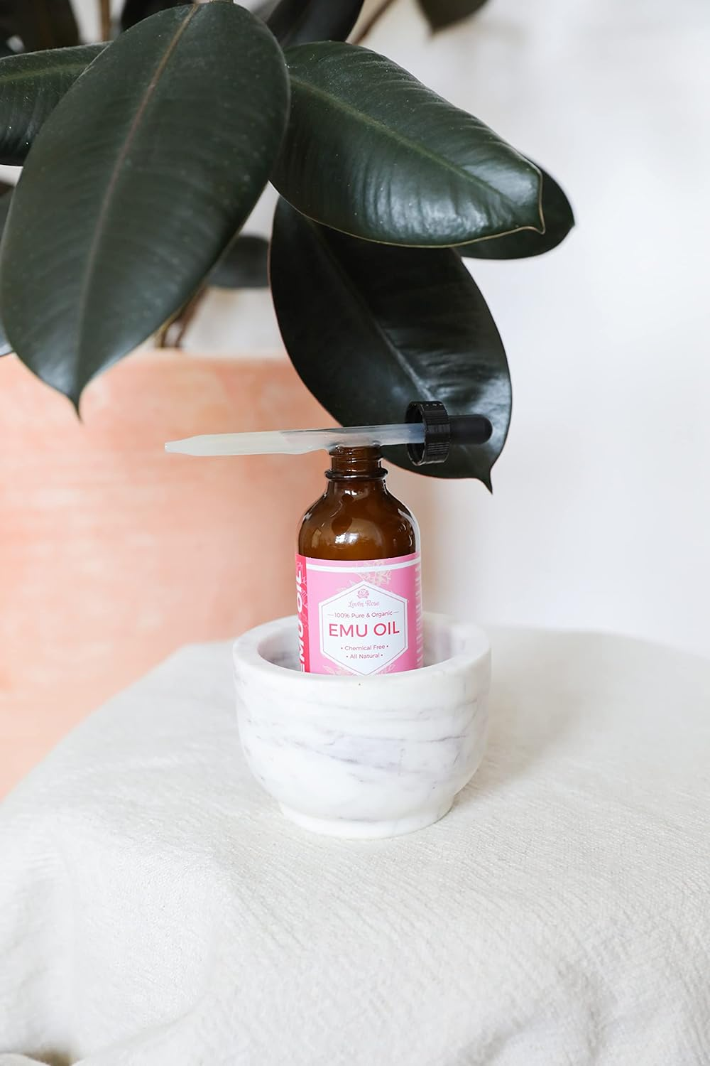 Emu Oil by Leven Rose 100% Pure Natural Hair Strengthener Scar Minimizer anti Aging Skin Moisturizer 4 Oz image number 1