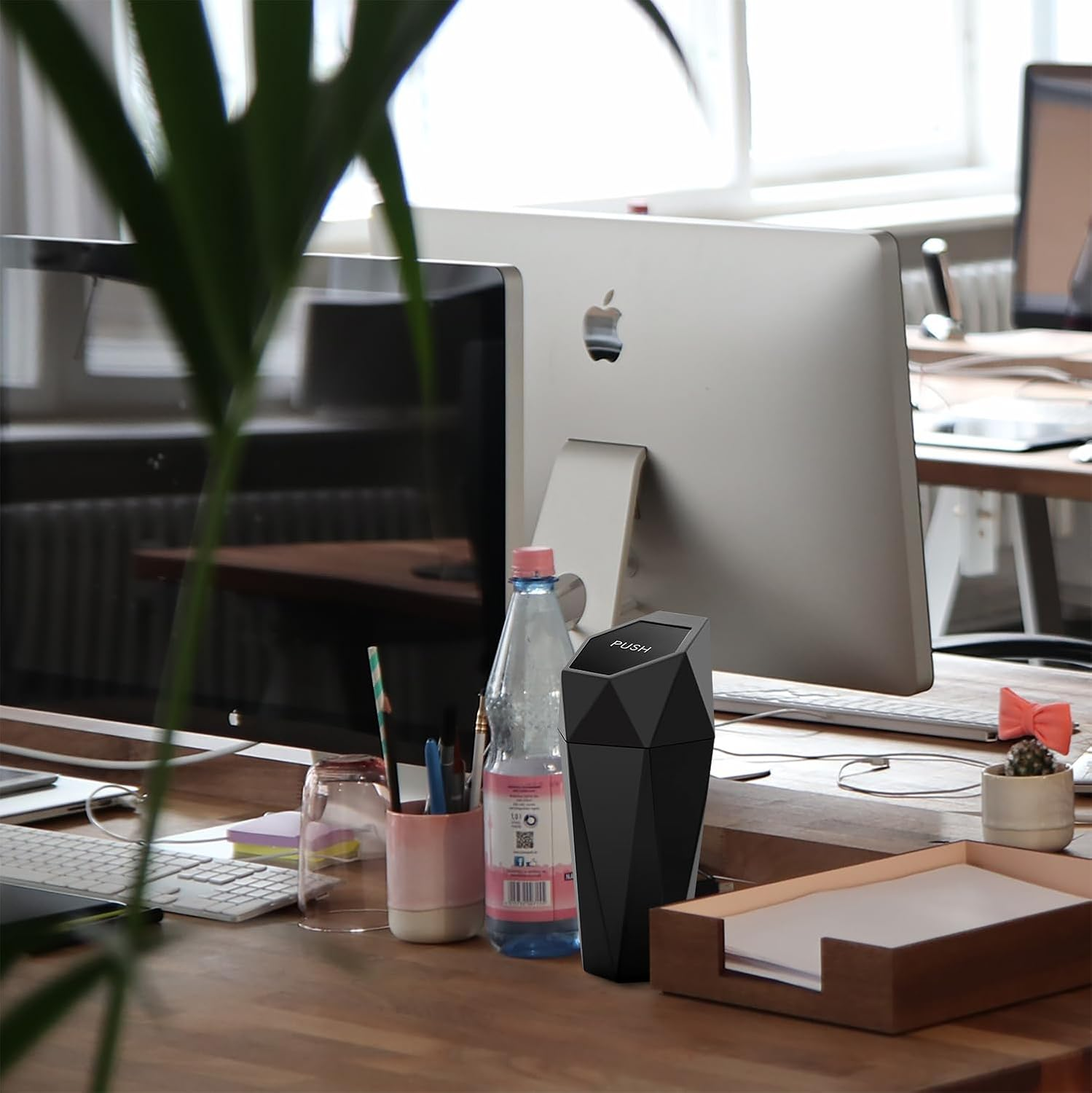 Ginsco Car Trash Can with Lid, 2 Pack Cup Holder Garbage Can for Car, Garbage Bin Cars Accessories for Interior, Leakproof Small Trash Bin, Mini Trash Can for Cars, Home, Bedroom, Office(Black)