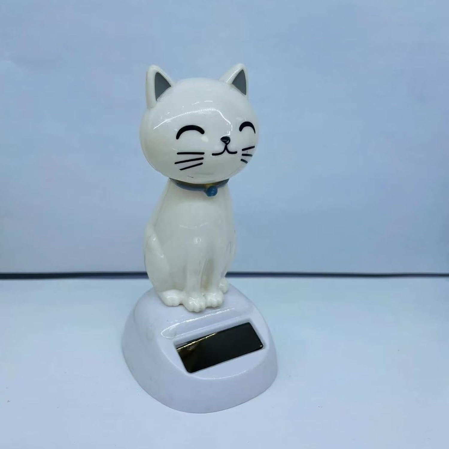Solar Powered Bobblehead Cat | Solar Powered Car Dashboard Interior Decoration,Dancer Figurines Shaking Ornament, Car Interior Doll Ornament, Dancing Toys Ornaments image number 4
