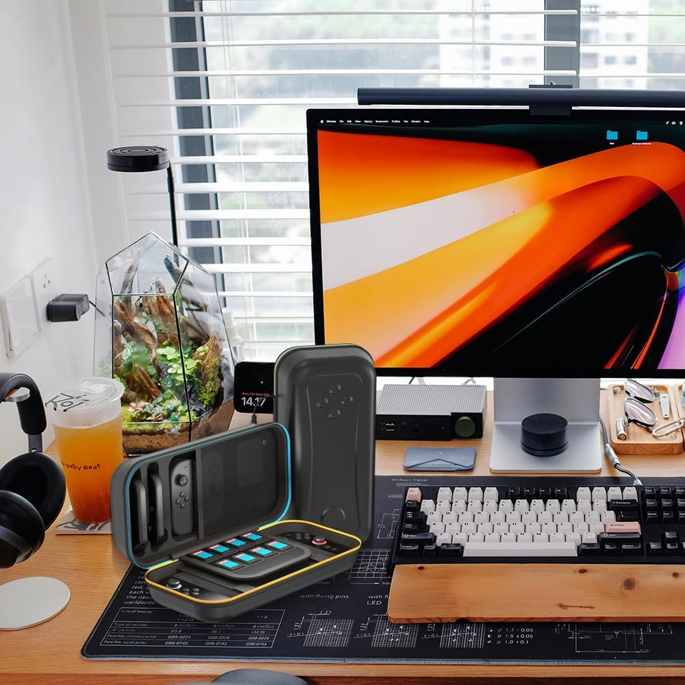 Wigmoa RC-7 Carrying Case Compatible with Switch 2, Portable EVA Hard Shell Travel Storage Bag with Space for Power Adapter, 2 Joy-Con Controllers, and 8 Game Cards. (Black) image number 3