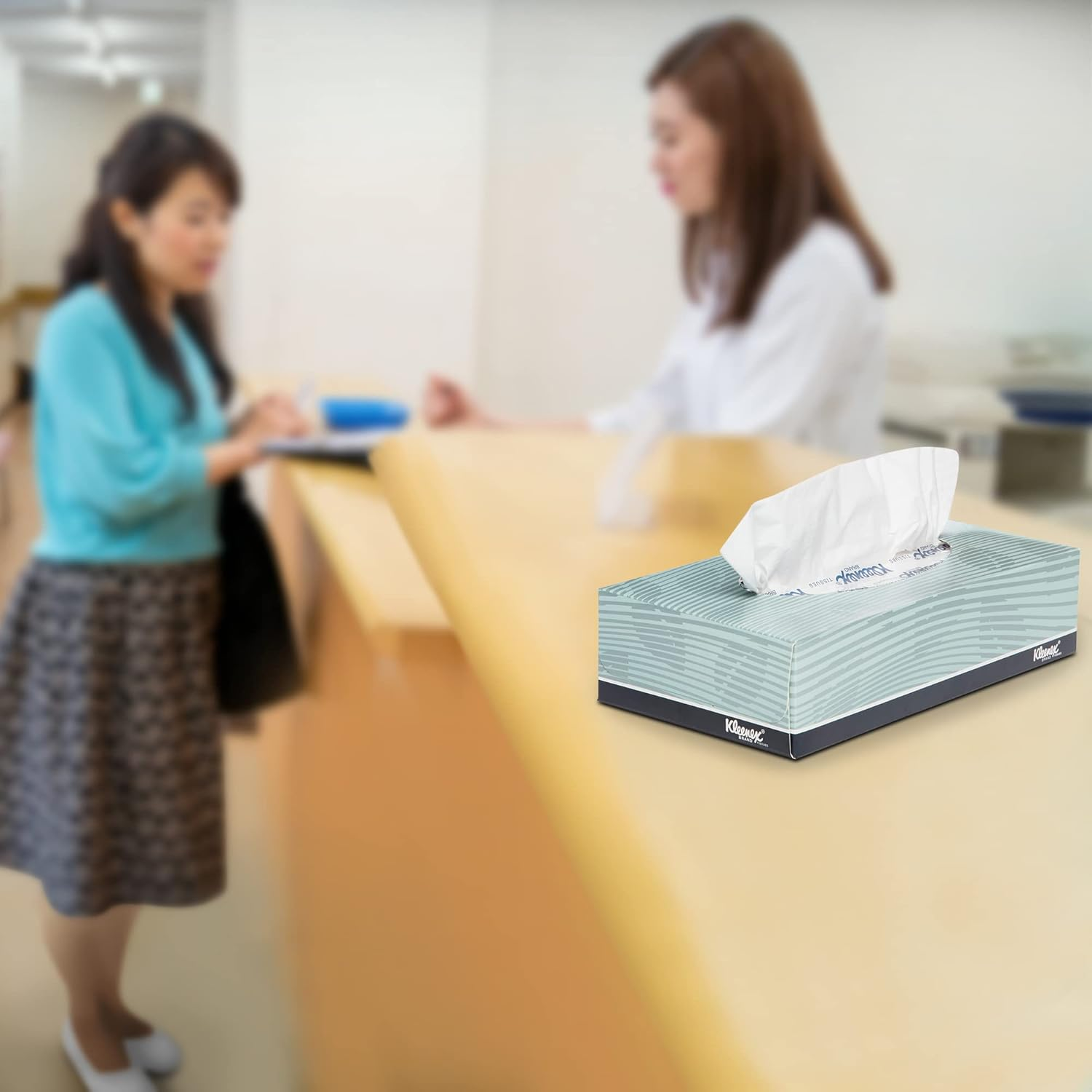 KLEENEX Facial Tissue Box (4720)- 2 Ply Flat Box Soft & High Absorbency Tissue - 48 Boxes/Case, 100 Tissues/Box (4,800 Tissues) image number 3