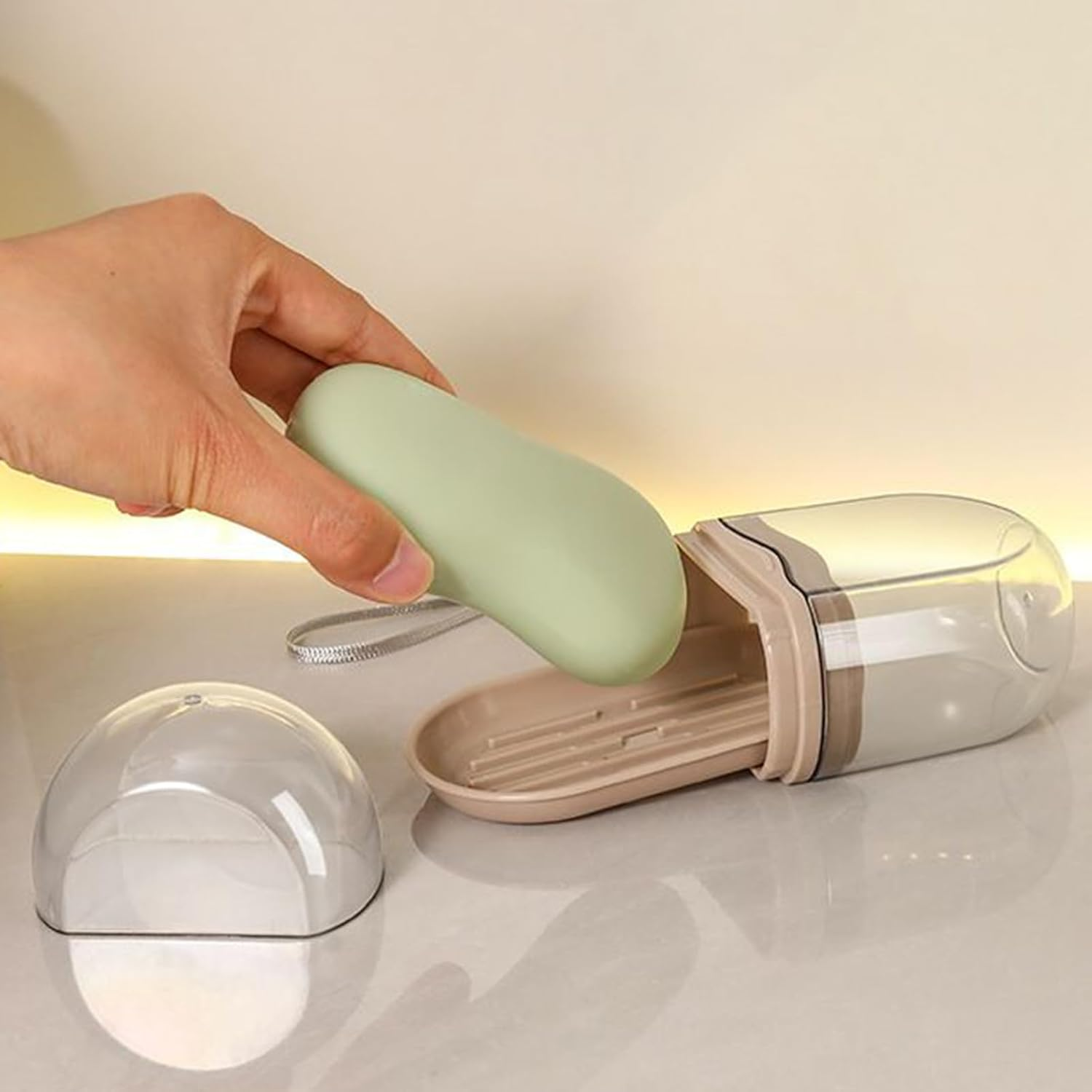 Qkbuza Soap Bar Travel Case, Leakproof Drainage Travel Bar Soap Holder, Transparent Bathroom Holders and Dispensers for Camping Gym Shower Bath Traveling Carry Solid