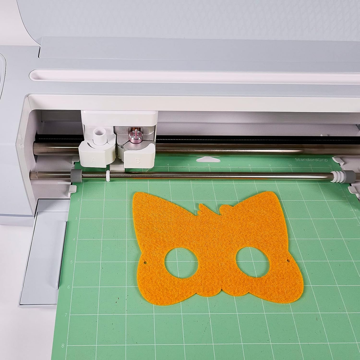 Bonded-Fabric Blade, Explore Fabric Blade, Fabric Bonded Blade and Housing for Cricut Maker 3/Maker/Explore 3/Explore Air 2/Air/One, Bonded Fabric Blade for Cricut Cutting Bonded Fabrics-Polyester, Silk, Cotton, Denim, Felt, Linen and More image number 6