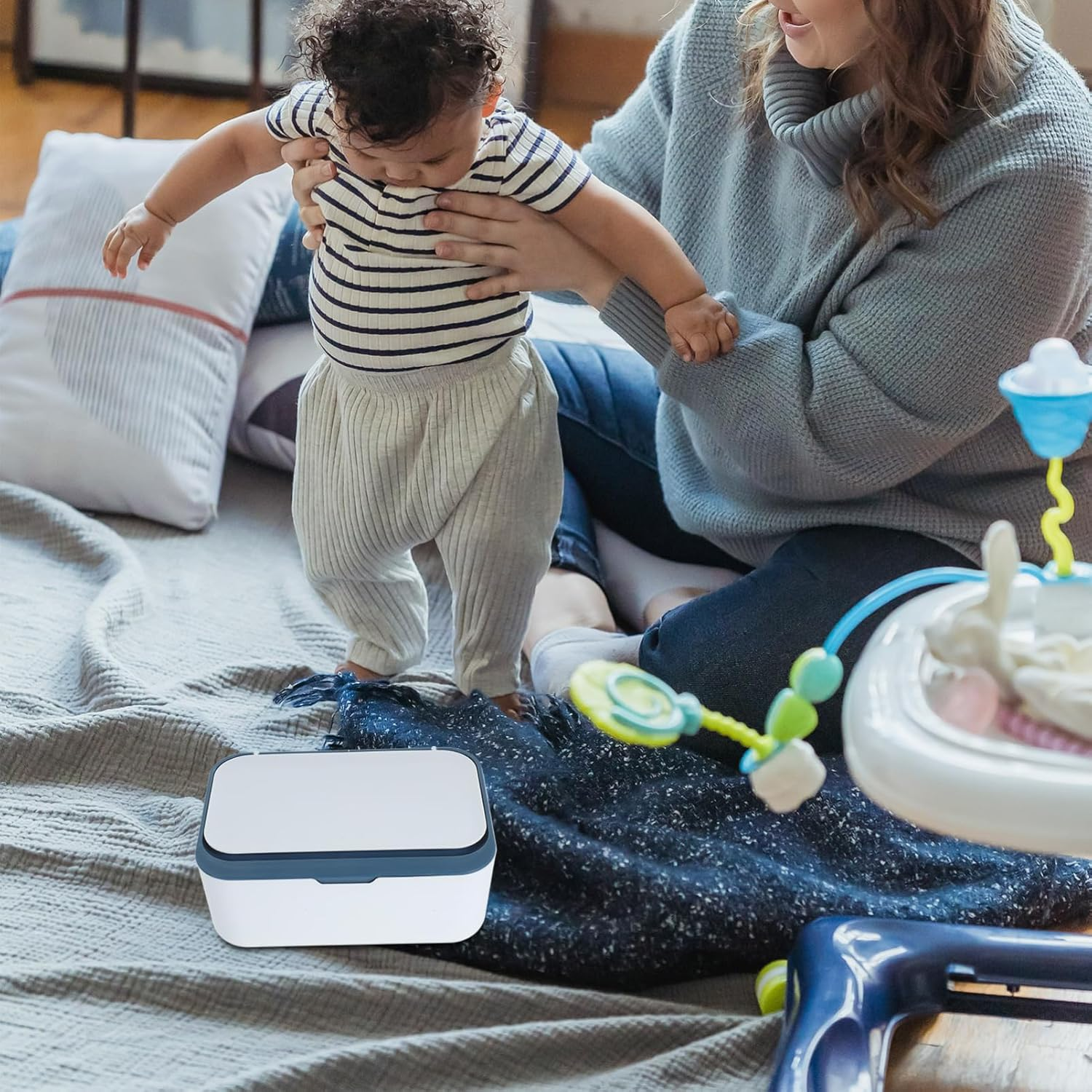 Luxshiny Refillable Wipes Container Large Capacity Sealed Tissue Box Bathroom Flushable Wipes Dispenser Household Storage Organizer