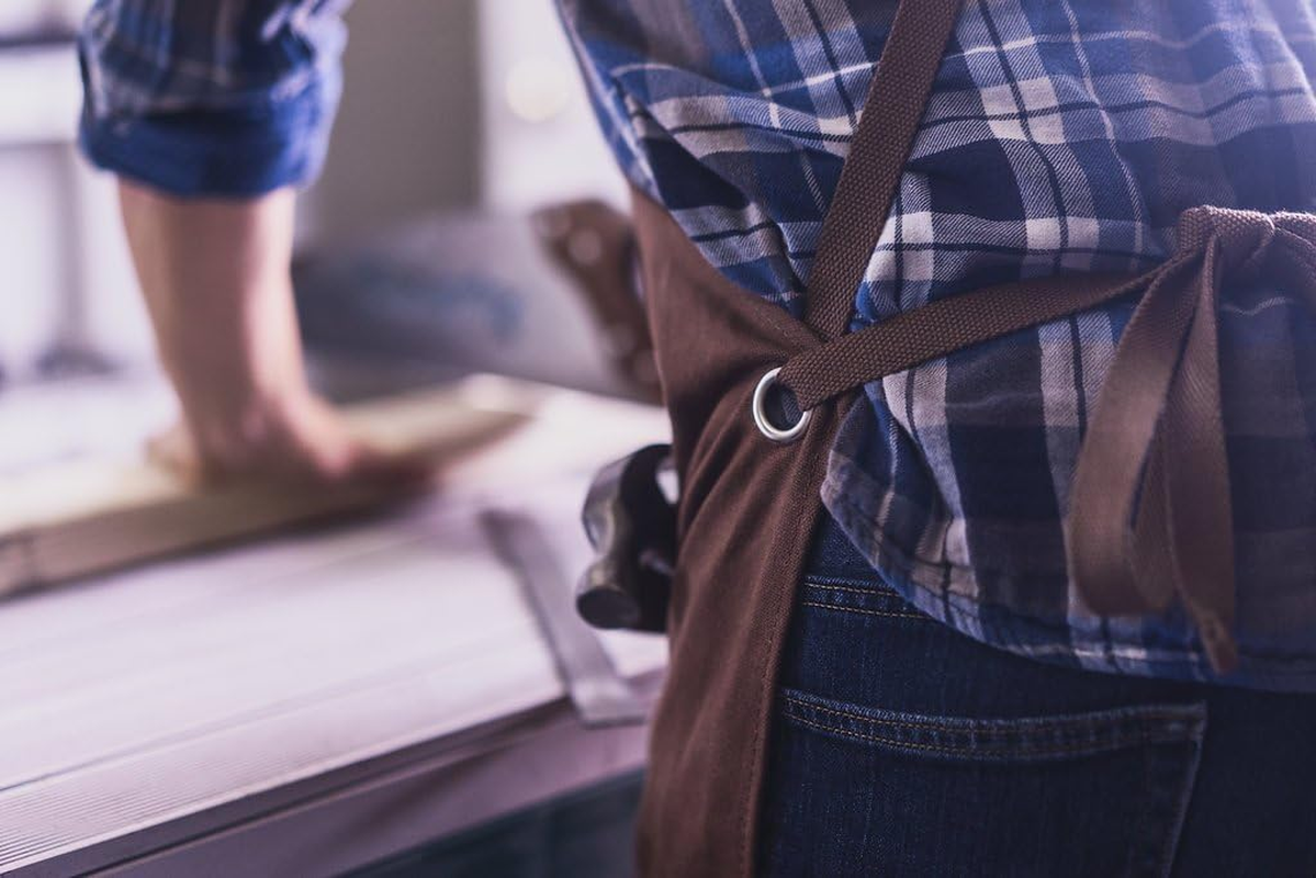 Waxed Canvas Heavy Duty Shop Apron with Pockets Adjustable up to XXL for Men and Women - Texas Canvas Wares