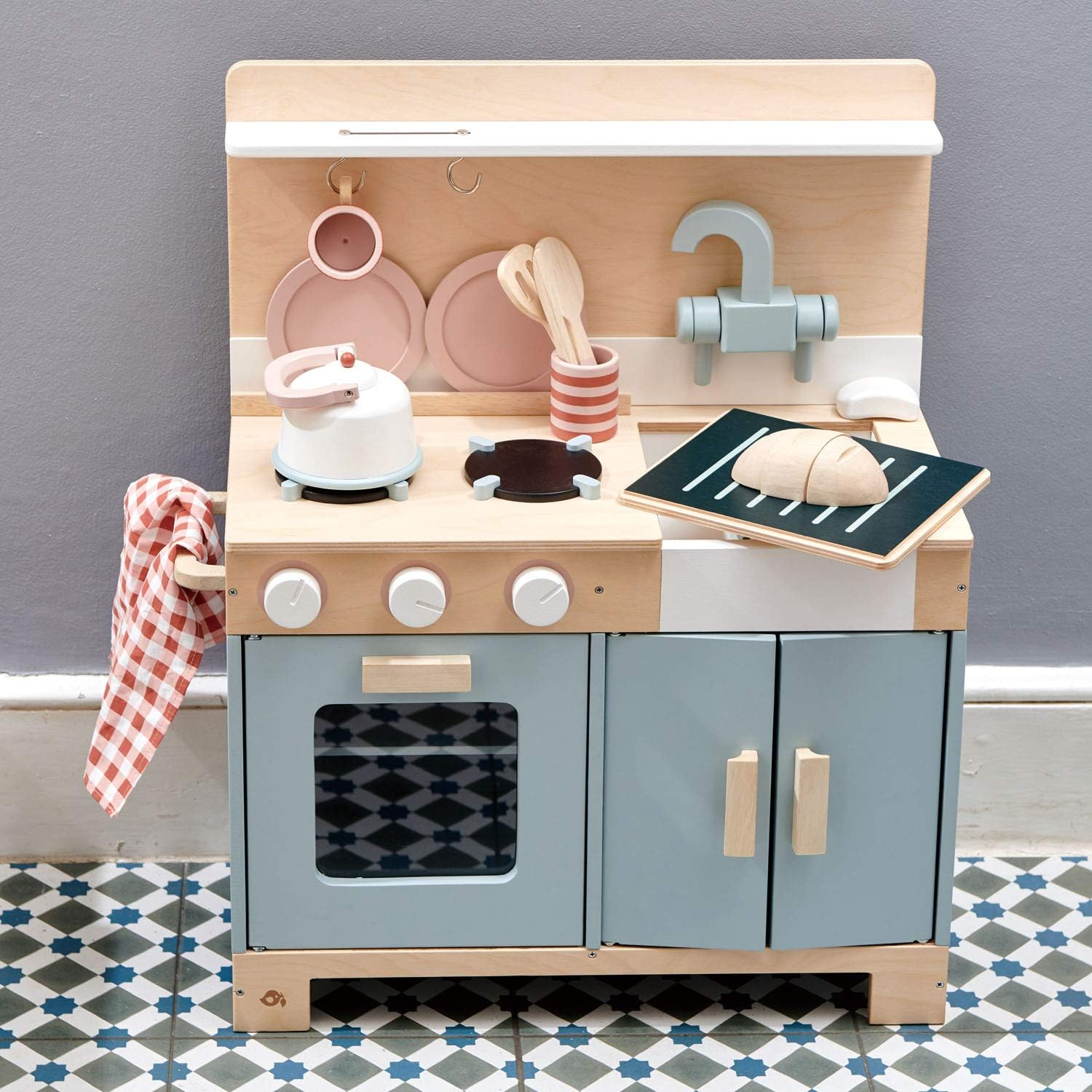 TL8205 Mini Chef Home Kitchen &ndash; Wooden Kitchenette Fully Equipped with Accessories for Pretend Cooking &ndash; Develops Social, Creative & Imaginative Skills &ndash; Learning Role Play &ndash; Ages 3+ Years image number 3