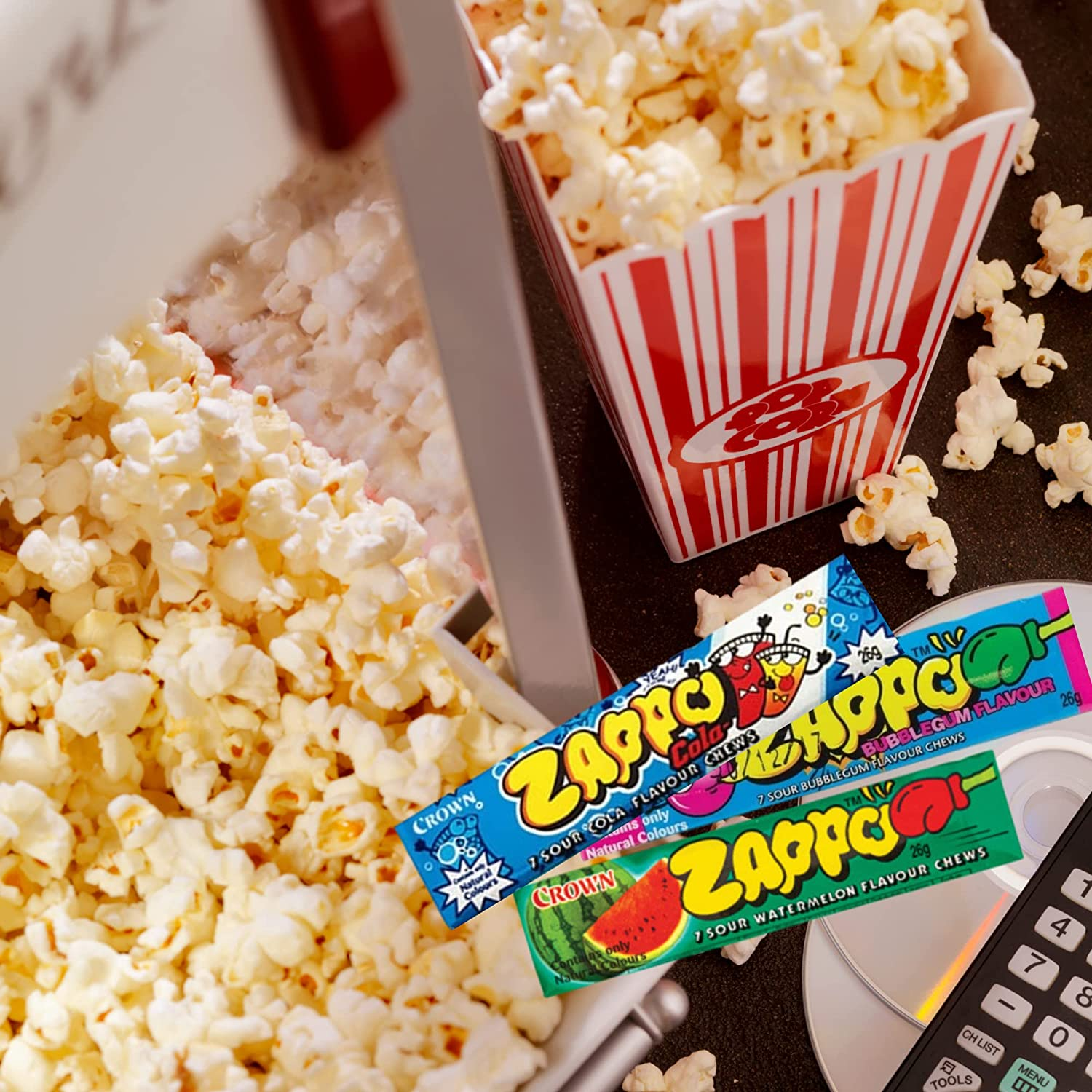 Zappo Chews Variety Pack - 21 Assorted Flavours - All-Natural Coloured Chews - 26G per Pack - Bulk Value Pack for Parties, Holidays, Games and Movie Nights, and Halloween Treats - Classic Sweets in a Box image number 4