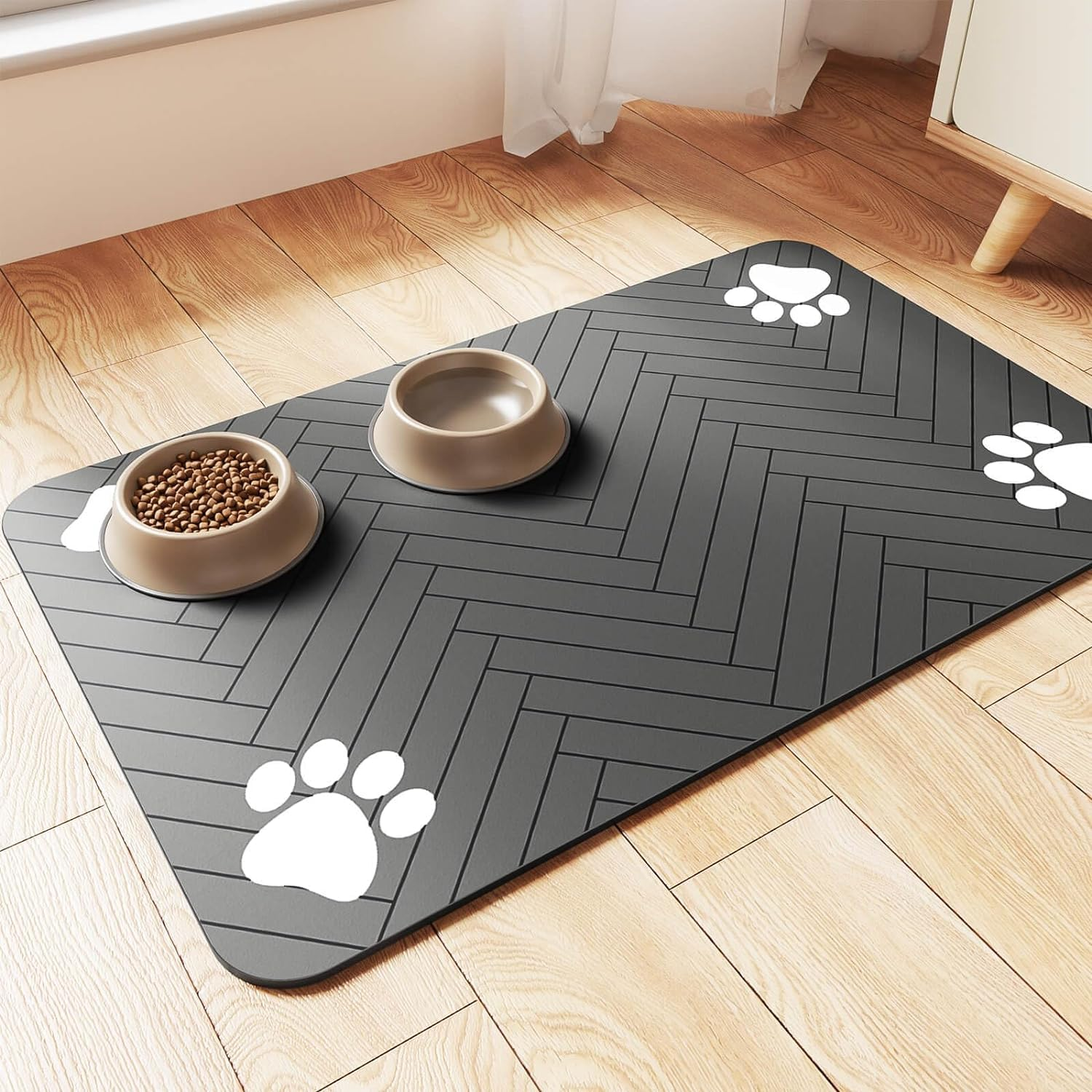 Cozioz Absorbent Pet Feeding Mat with Waterproof Rubber Backing &ndash; Quick-Dry Water Dispenser Mat for Dogs and Cats, Stylish Striped Dark Gray Design, 40X60 Cm for Enhanced Cleanliness and Comfort image number 2
