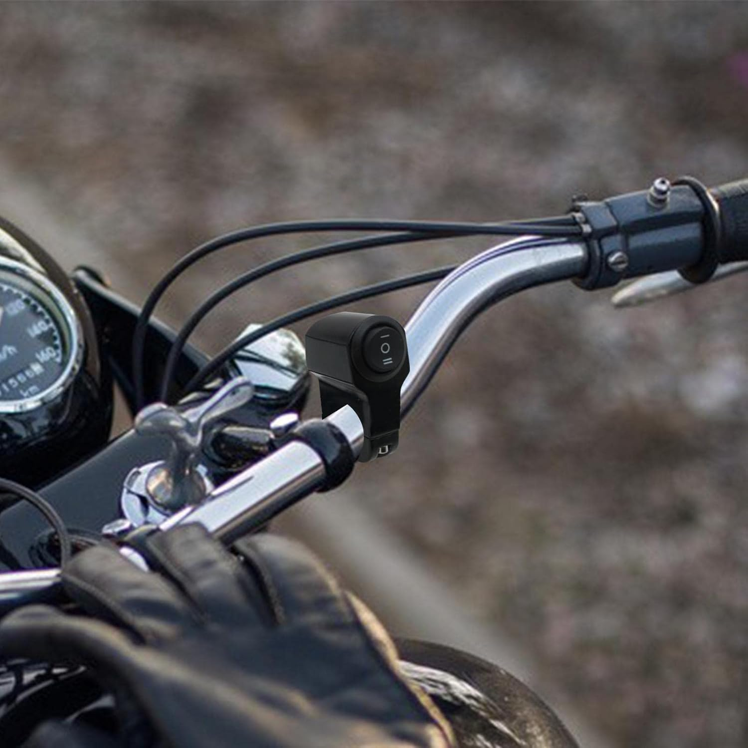 Motorcycle Headlight, 220W Motorcycle -Off, 12-60V Input Voltage Aluminum Alloy Third Gear Handlebar/Off for Motorcycle Helves