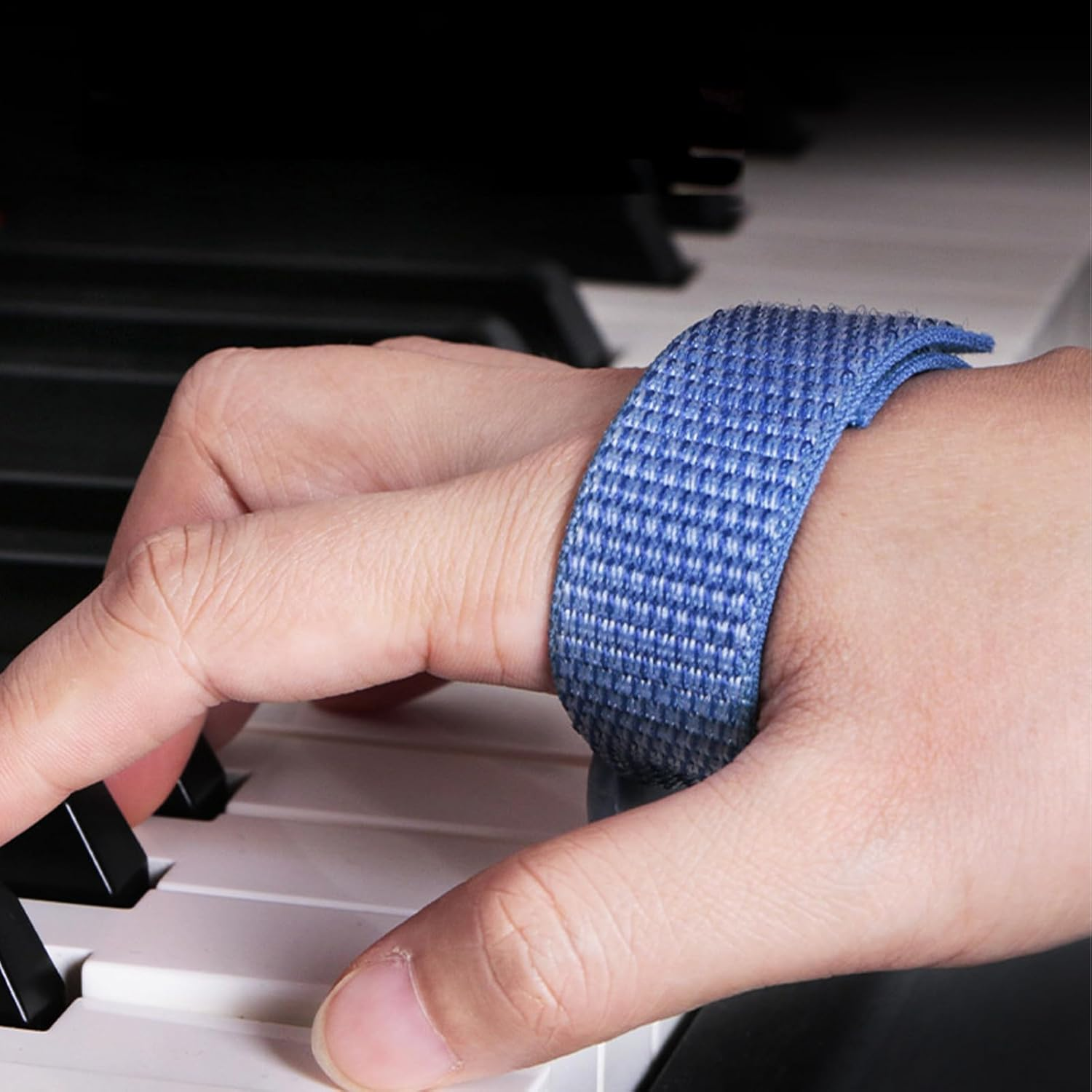 Piano Hand Posture Corrector,Wearable Piano Hand Corrector | Silicone Finger Trainer with Palms Support, Exerciser Training Device for Kids Adults Experienced Musician image number 3