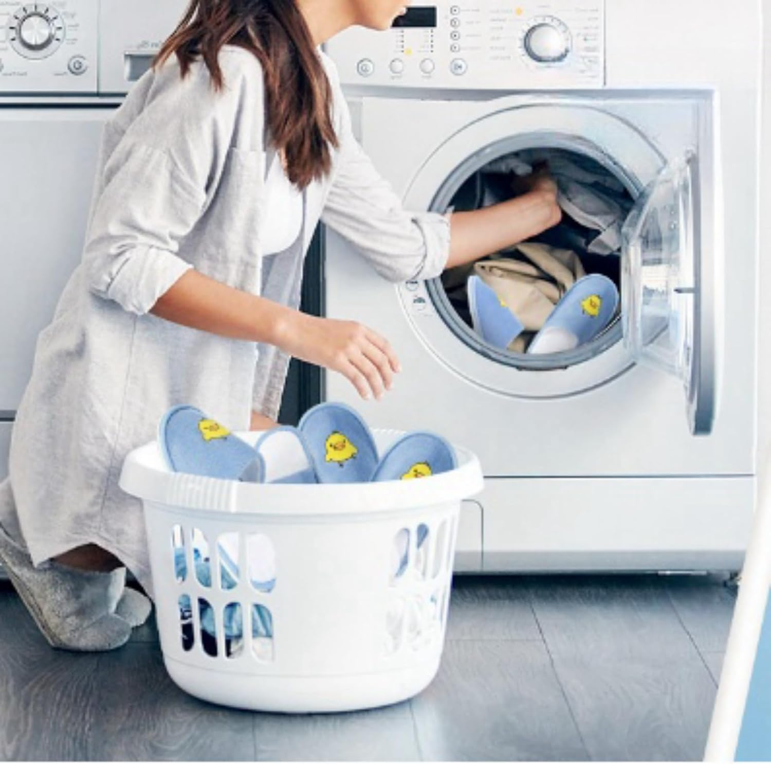 Nuhui 6 Pairs of Spa Disposable Slippers for 4-8 Years Kids Indoor House Hotel Slippers for Children Guests Kid Spa Smiley Yellow Chicken Face Slipper, Blue, 4.5-5 Years Big Kid, Blue, 4.5-5 Years Big