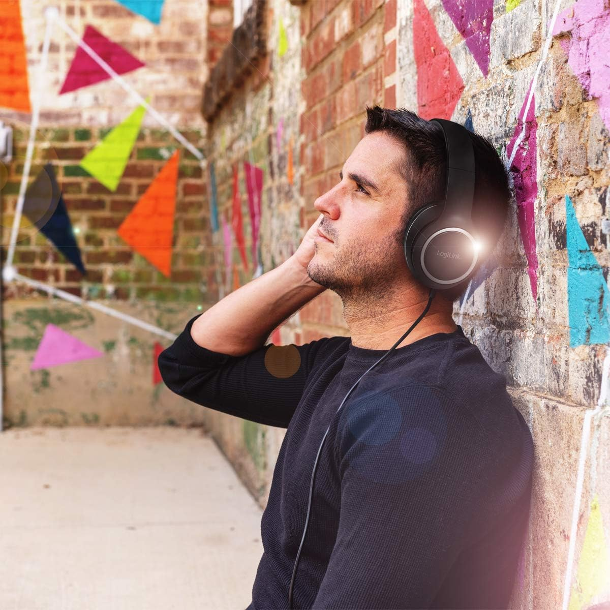 Logilink HS0053 Stereo Headset with Microphone, with Integrated Controls, Soft Over-Ear Ear Ear Pads and Easily Adjustable Headband image number 6