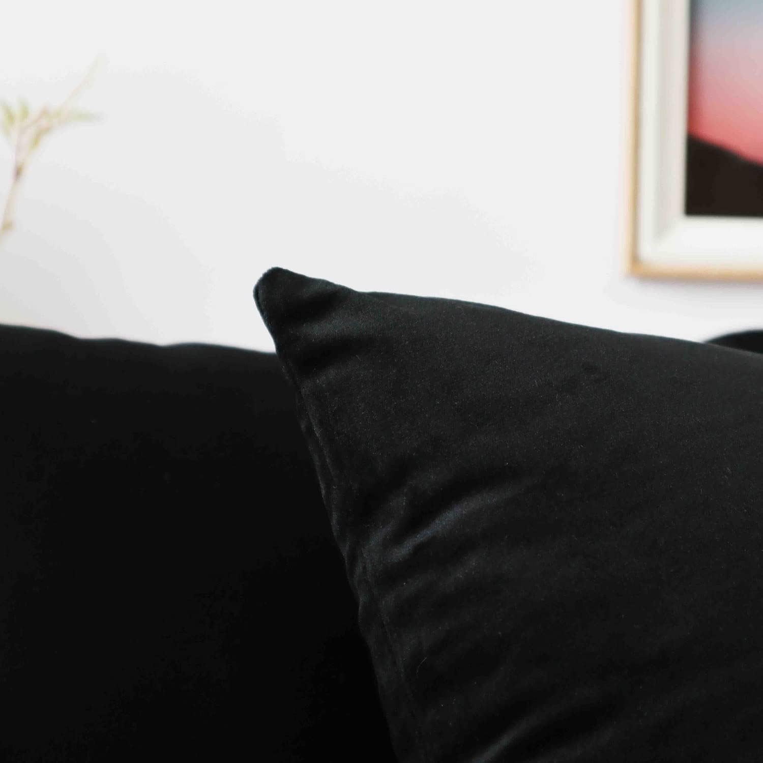 Cyuripu Pack of 2 Velvet Black Throw Pillow Covers 24 X 24 Inch Decorative Soft Cozy Square Cushion Covers for Sofa Couch Bed Home Decor 60 X 60 Cm