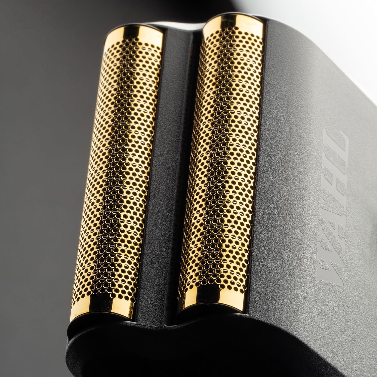 Wahl Professional 5-Star Series Vanish Shaver, Essential for Barbers and Haie Stylists. This Detailed Finishing Tool Creates Smooth, Ultra-Close Bump-Free Shave without Irritation. image number 5