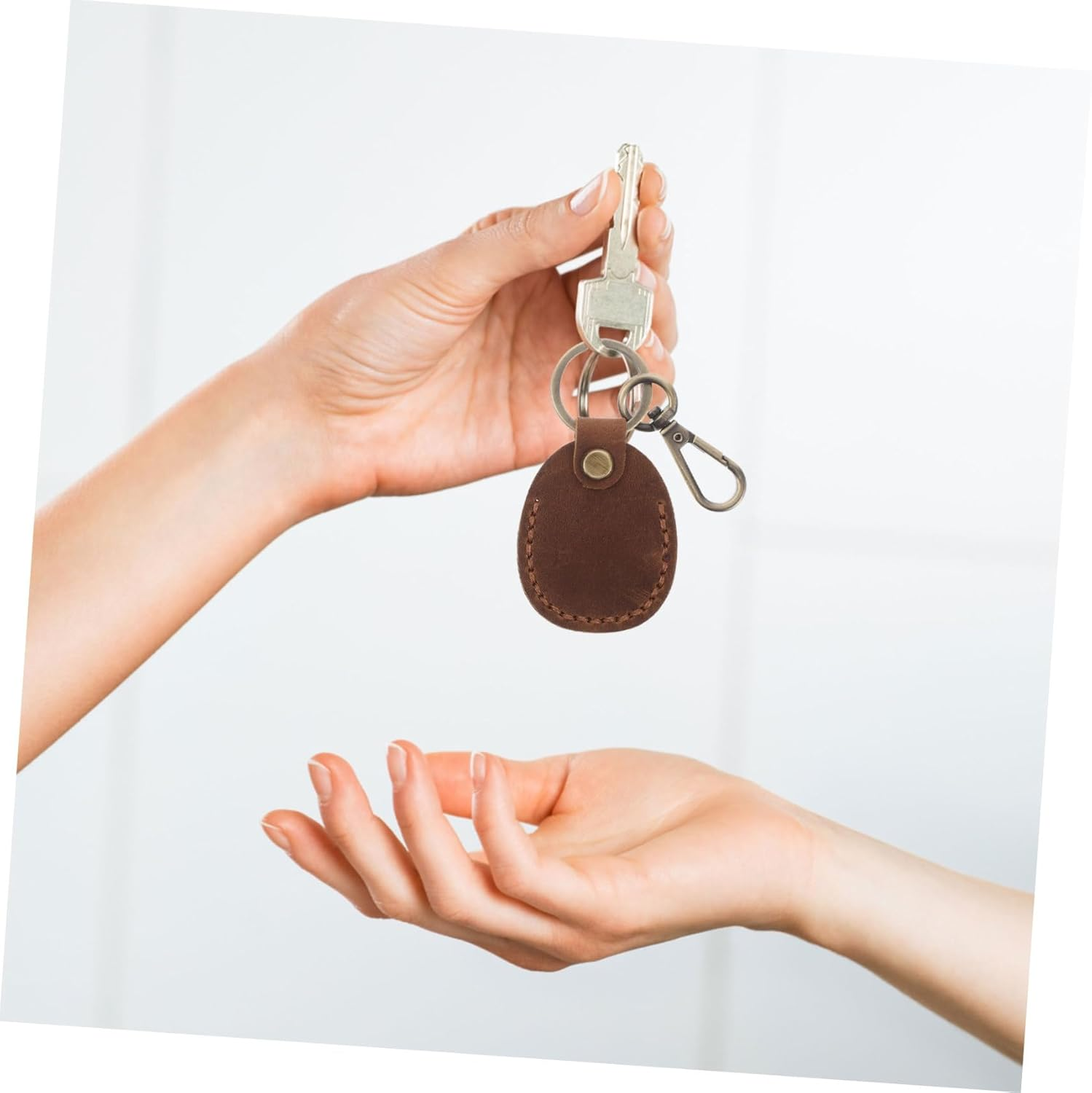 TINEASUR Vintage Handmade Pu Leather Access Card Holder Key Fob Case Set 3Pcs Retro Mini Smart Card Wallets with Keyring for Women Daily Use image number 4