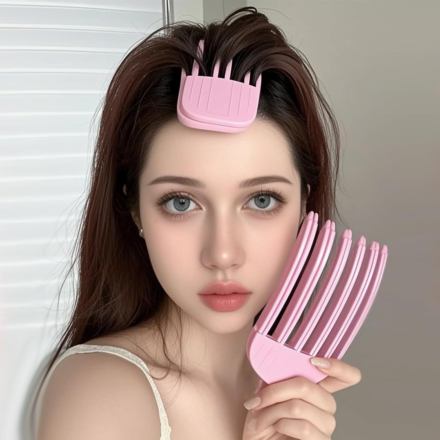 LINTRA Volume Hair Clip, Pack of 4 Volume Clips Hair Roots, 3 and 6 Teeth Volume Comb, Purple and Pink Volumising Hair Clip, for Lifting and Volume at the Hair Roots image number 1