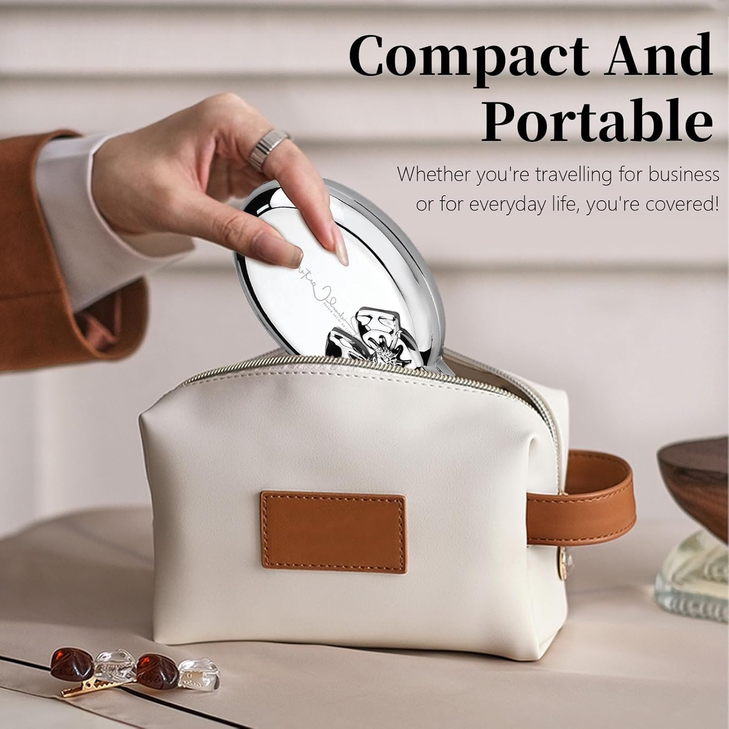 Yitexin 3 Pack Travel Size Folding Hair Brush with Pocket Mirror, Foldable Small Hairbrush for Women Men, Compact Paddle Brush Air Cushion Comb for Detangling Massage (Bowknot, 2 Colors) image number 5