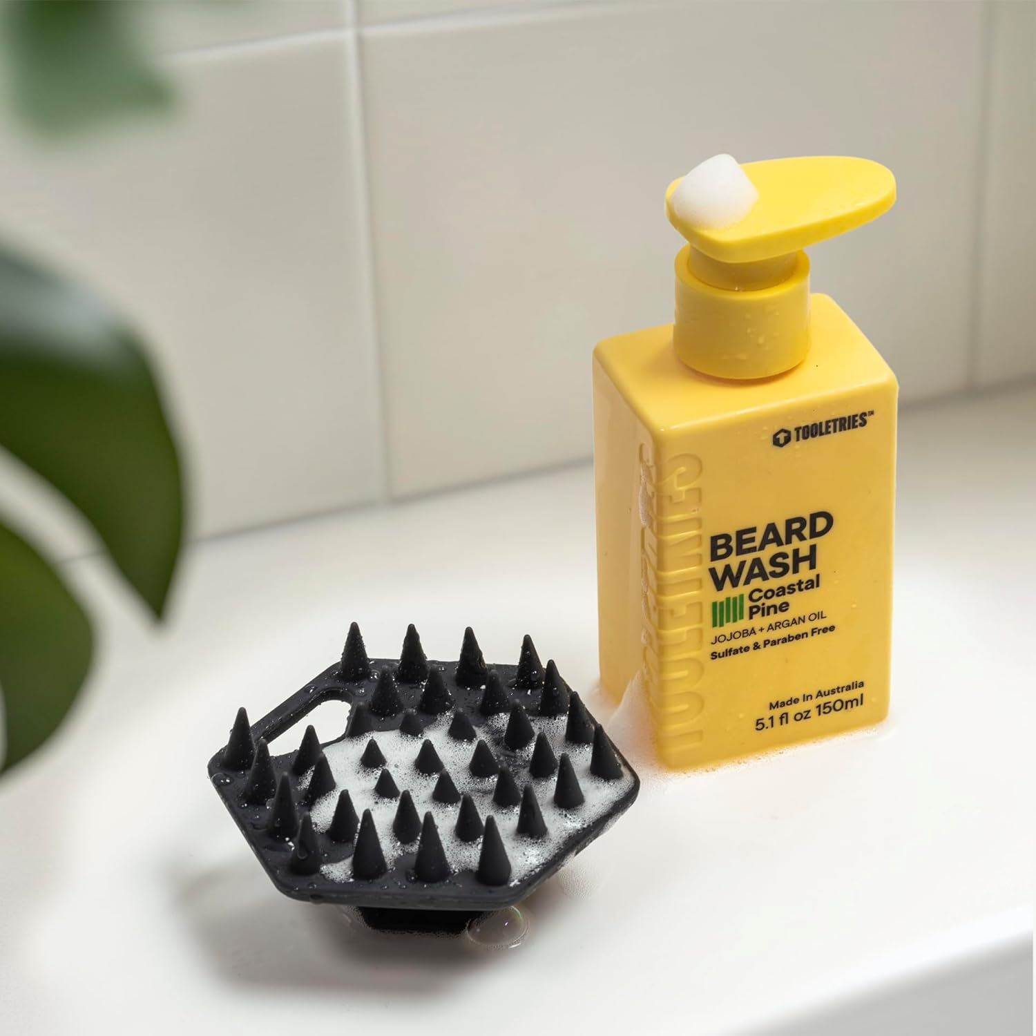 TOOLETRIES Men'S Beard Kit - Silicone Beard Scrubber & Hydrating Wash with Coastal Pine Scent, Facial Hair Exfoliator for Men, Deep Cleans & Exfoliates Skin, Removes Beardruff image number 5