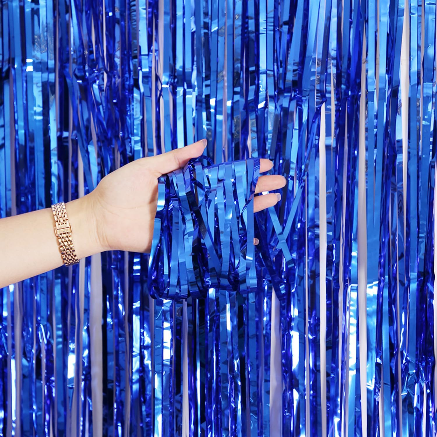 4 Pack Foil Fringe Curtains, Tinsel Streamers Birthday Party Decorations Photo Booth Props for Birthday Wedding Engagement Bachelorette Christmas Celebration Party Decorations (1X2.5M, Black)