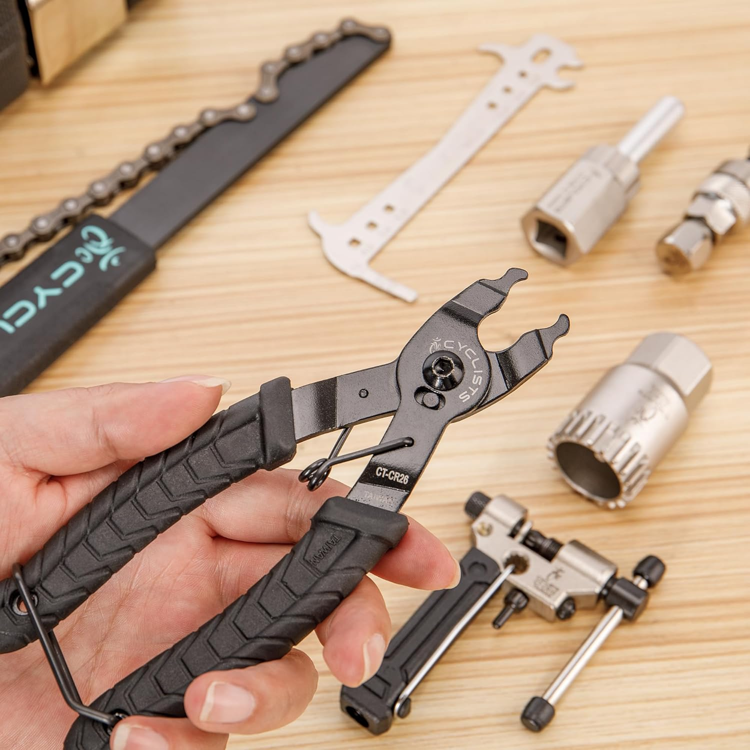 7 Piece Bike Tool Kit - Bike Tools Maintenance Repair Kit - Mountain/Road Bike Bicycle Repair Tool Kit with Storage Case image number 1