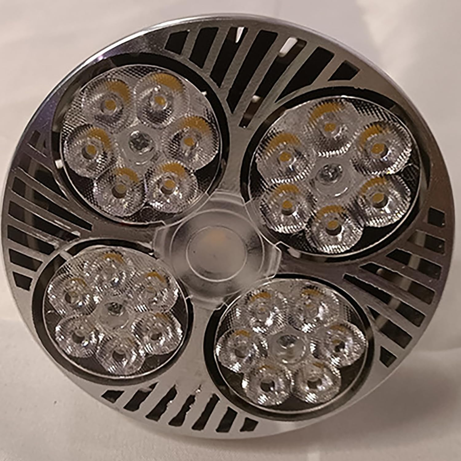 Tunghey Grow Light Bulb, Grow Lights for Indoor Plants Full Spectrum, 35 Watt 3000K LED Plant Light Bulb with High PPFD, Universal E27, Energy Saving Grow Lamp image number 1