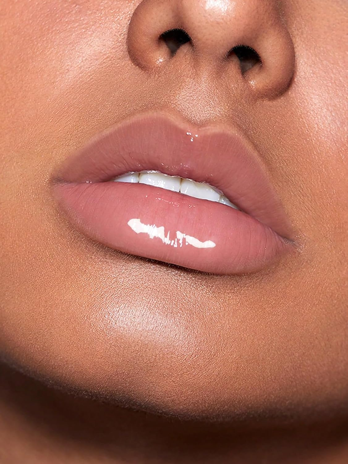 SHEGLAM Jelly Wow Hydrating Non-Sticky Lip Oil Moisturizing Plumping Lip Gloss - Berry Involved - Green Apple Envy image number 6