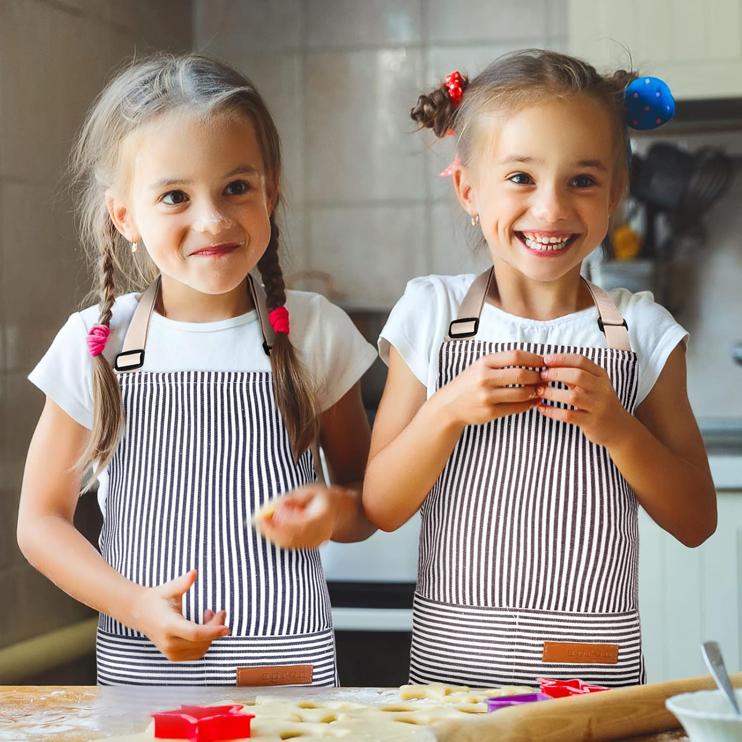Jiuguva 2 Pack Kids Apron Adjustable Chef Apron Cotton Toddler Stripe Apron Cooking Aprons with 2 Pockets for Children Baking image number 5