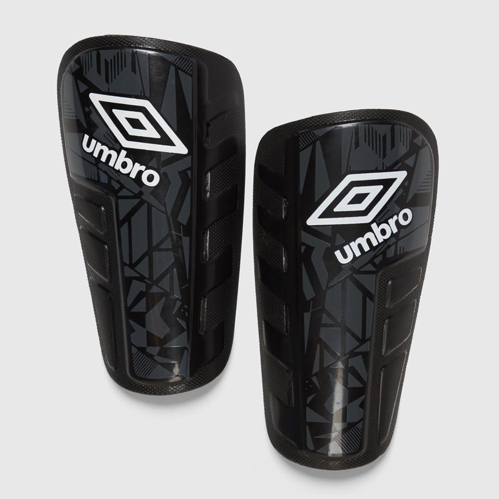 UMBRO Defender Guard_S_Black/White