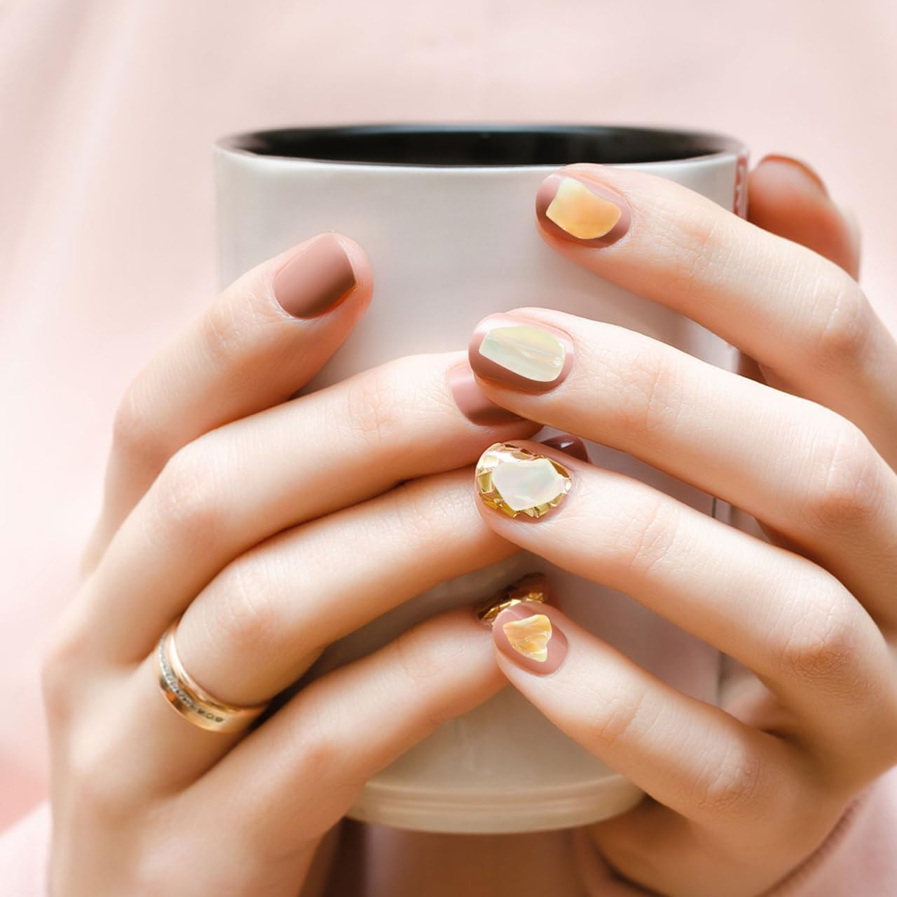 Ipetboom Nail Charms Set 2 Boxes Shell Nail Decorations Small DIY Art Accessories for Women Manicure Christmas Wedding Party image number 3