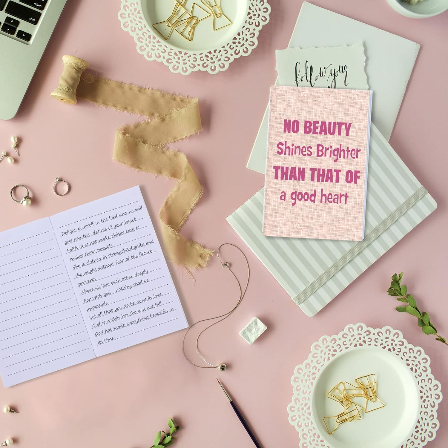 Zonon 24 Pcs Pocket Mini Notebooks Bulk Gift Christmas Mini Notebook Bulk Small Colorful Journal Christmas Onboarding Gift Motivational Notepad Journal for Teacher Office Prize(Retro Style)