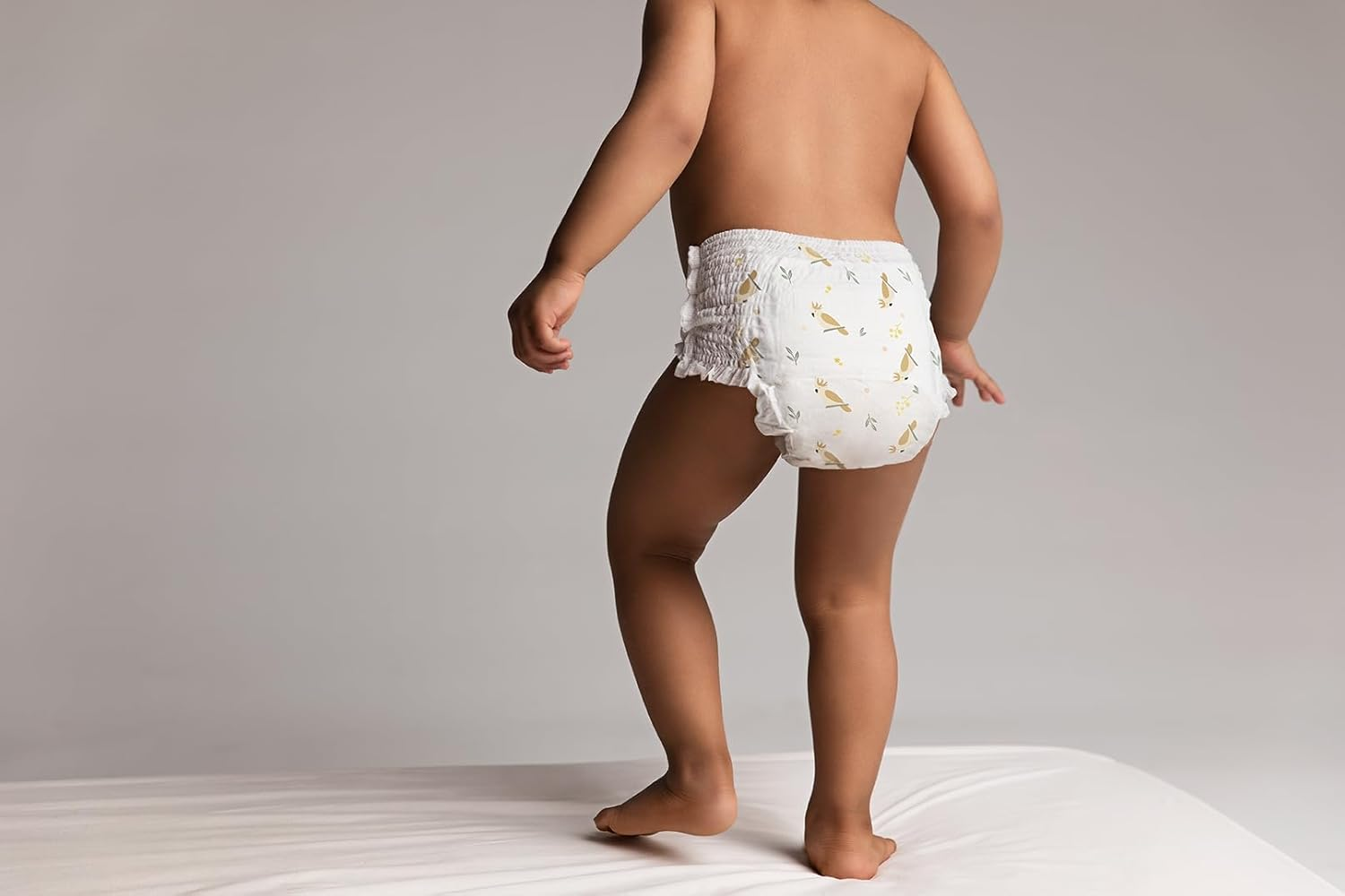 Tooshies Eco Nappy Pants Size 6 Junior, 104 Count + Tooshies Aloe Vera & Chamomile Eco Wipes, 1120 Pack + Tooshies Biodegradable Nappy Bags, 40 Pack