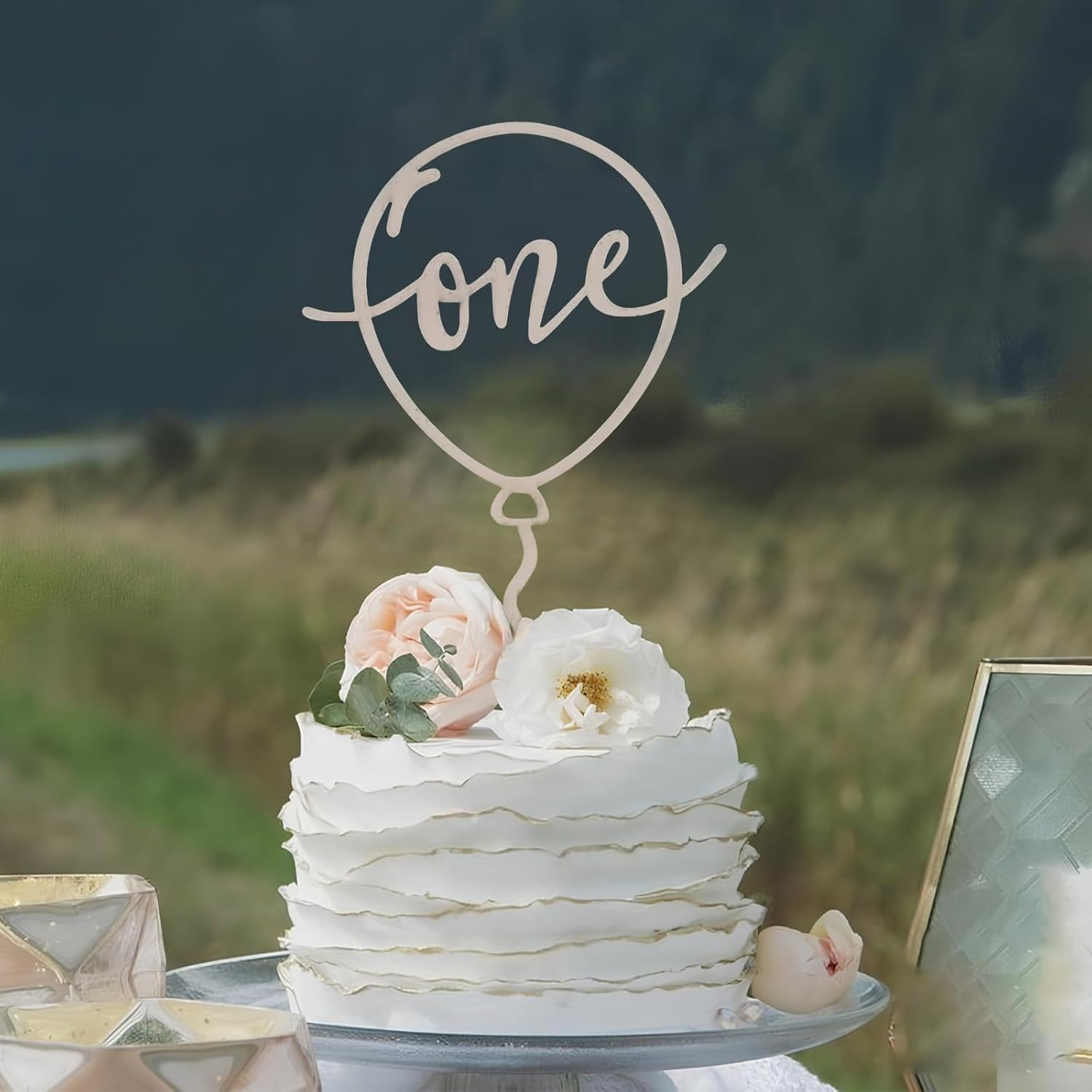 Celebrate Baby'S First Birthday with a Charming 'One' Balloon Design Cake Top, Perfect for Capturing Memories in Photos, Ideal Party and Shower Decoration image number 5