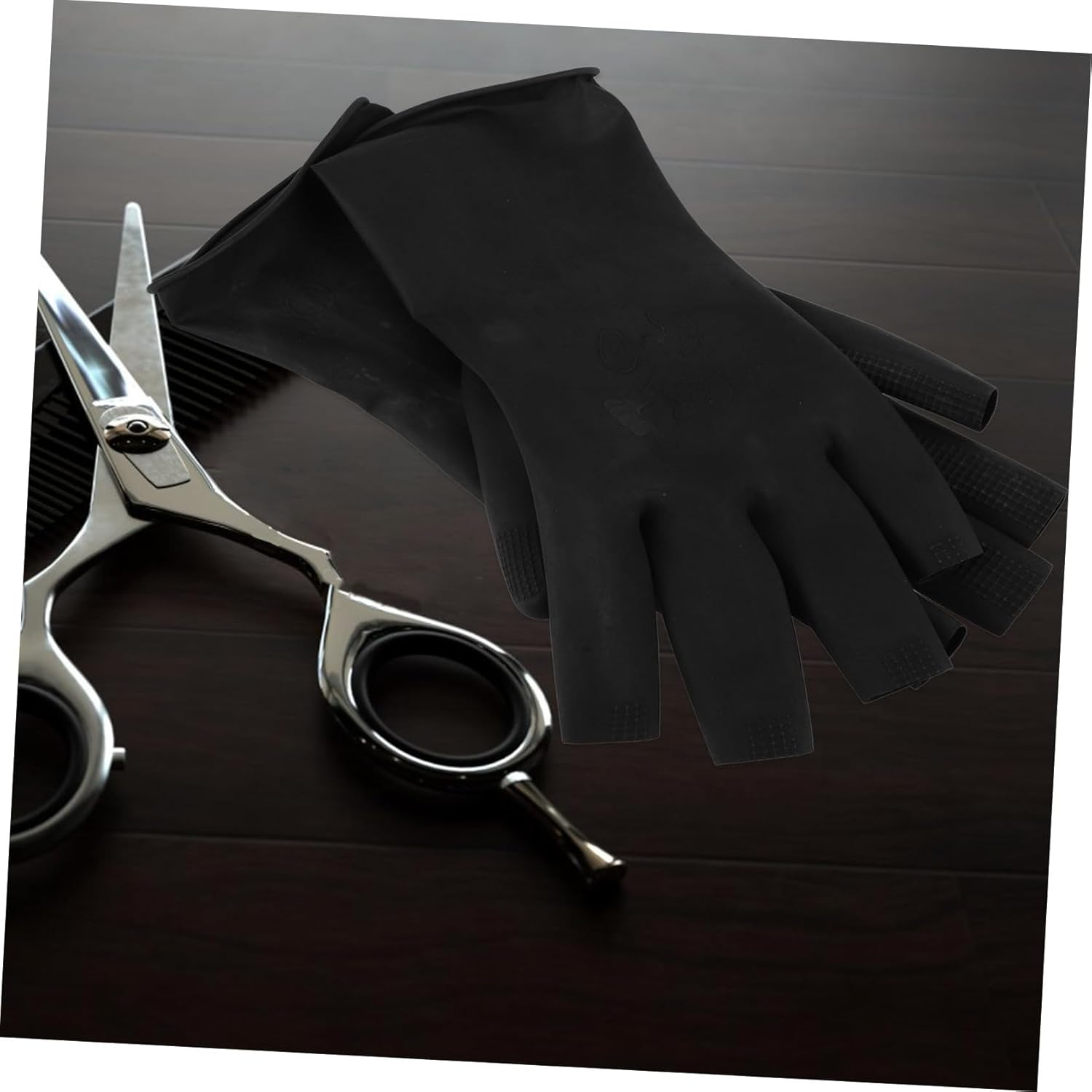 BELLIFFY Hair Washing Gloves of Salon Latex Gloves for Dyeing Styling and Cleaning Stylish Look image number 4