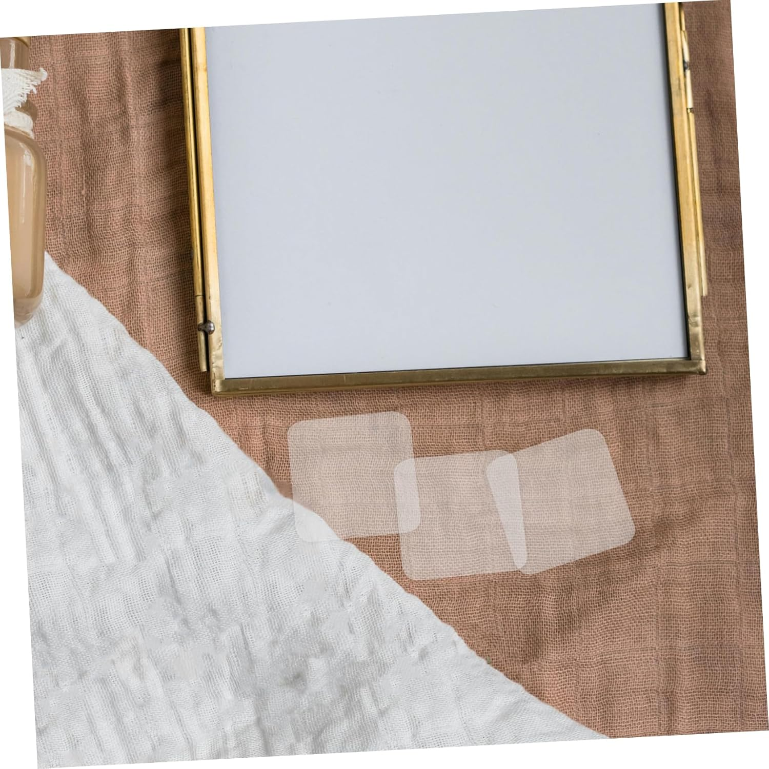 20Pcs Double Sided Adhesive Pads Strong Sticky Traceless Wall Hanging Tape Squares for Home Office Crafts