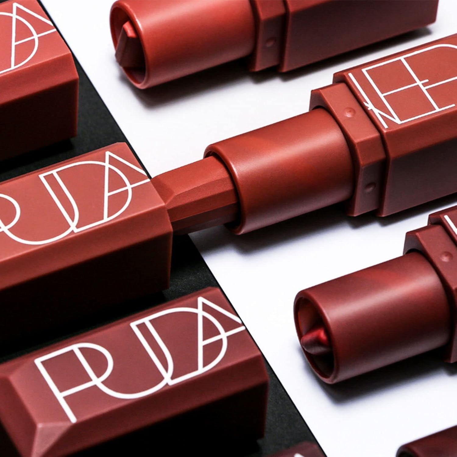 Enmart 5 Colors Matte Lipstick Set - Nude Velvet Moisturizing Lipstick for Women, Long Lasting & Transfer-Proof, Non-Drying, Gift Set (Birthday/Valentine) image number 2