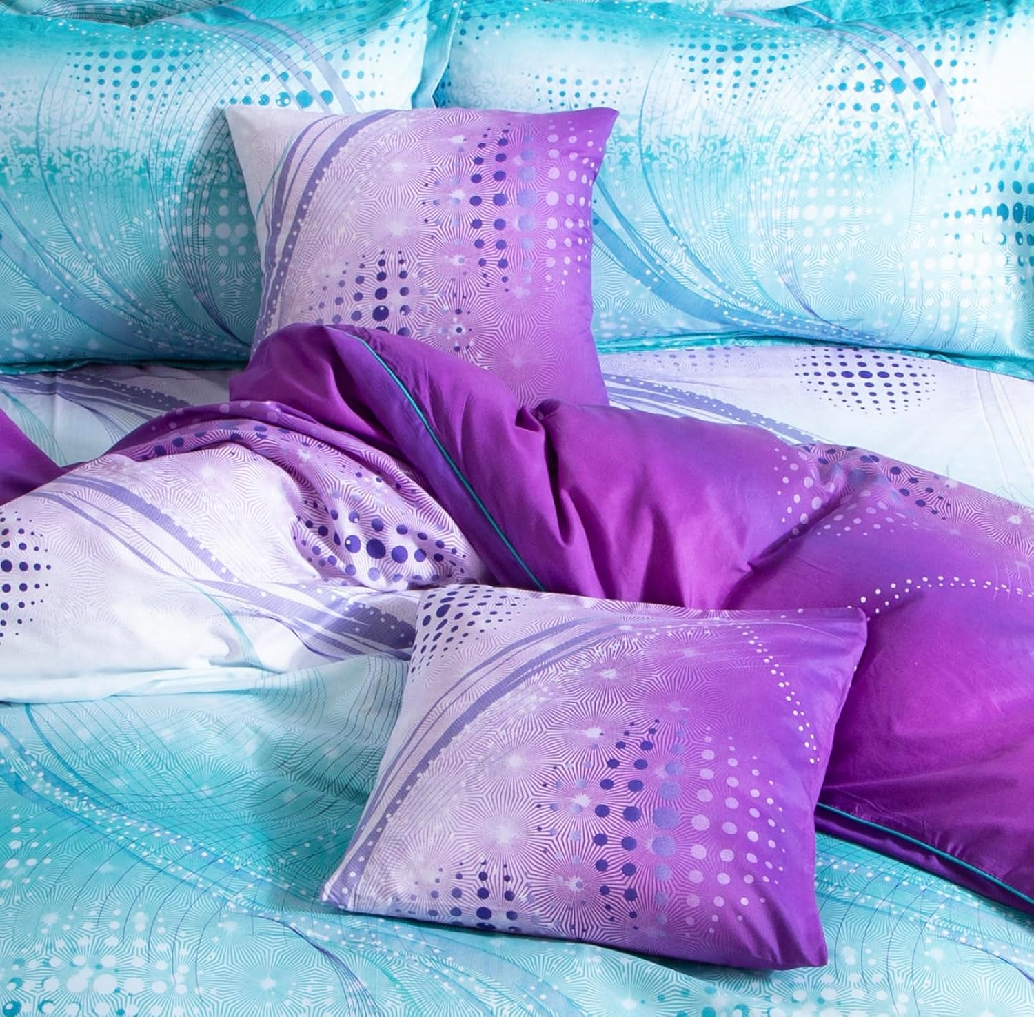 FABRIC FANTASTIC Vitara Quilt Cover Set, 3 Piece Duvet Cover Set Includes 2 Pillowcases, Doona Cover Set (Queen Size) image number 4