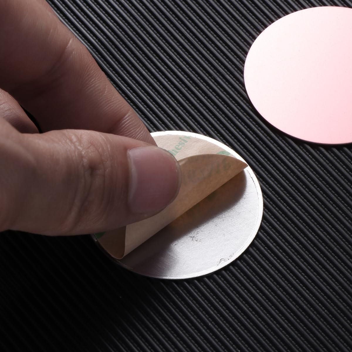 Angoily Metal Plate for Cell Phone, 30Pcs round Car Mount Magnet Holder with Strong Adhesive Sticker, Cell Phone Holder Pink, Universal Metal Plate Kit image number 3