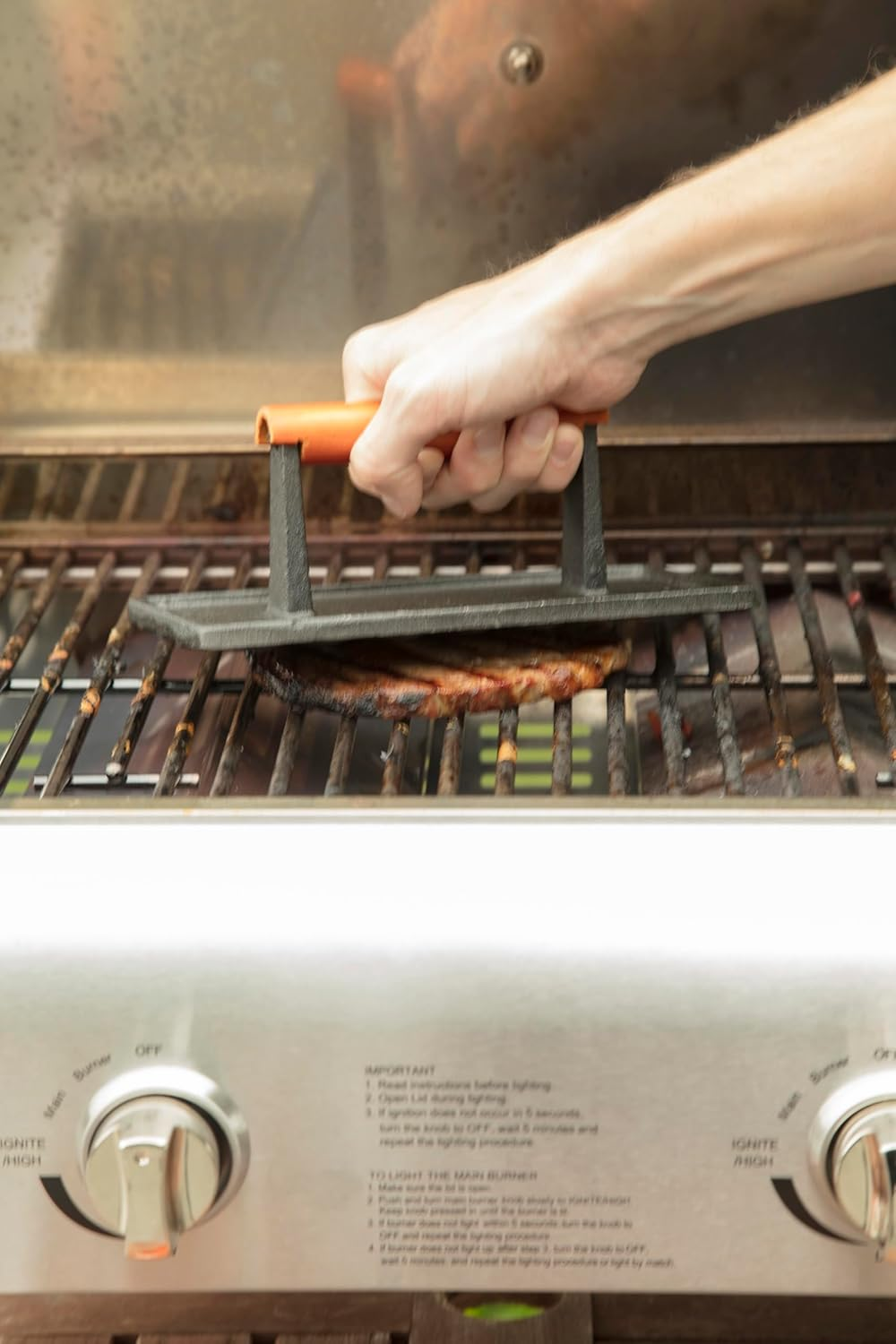 Cuisinart CGPR-221 Cast Iron Grill Press (Wood Handle), Weighs 2.1-Pounds