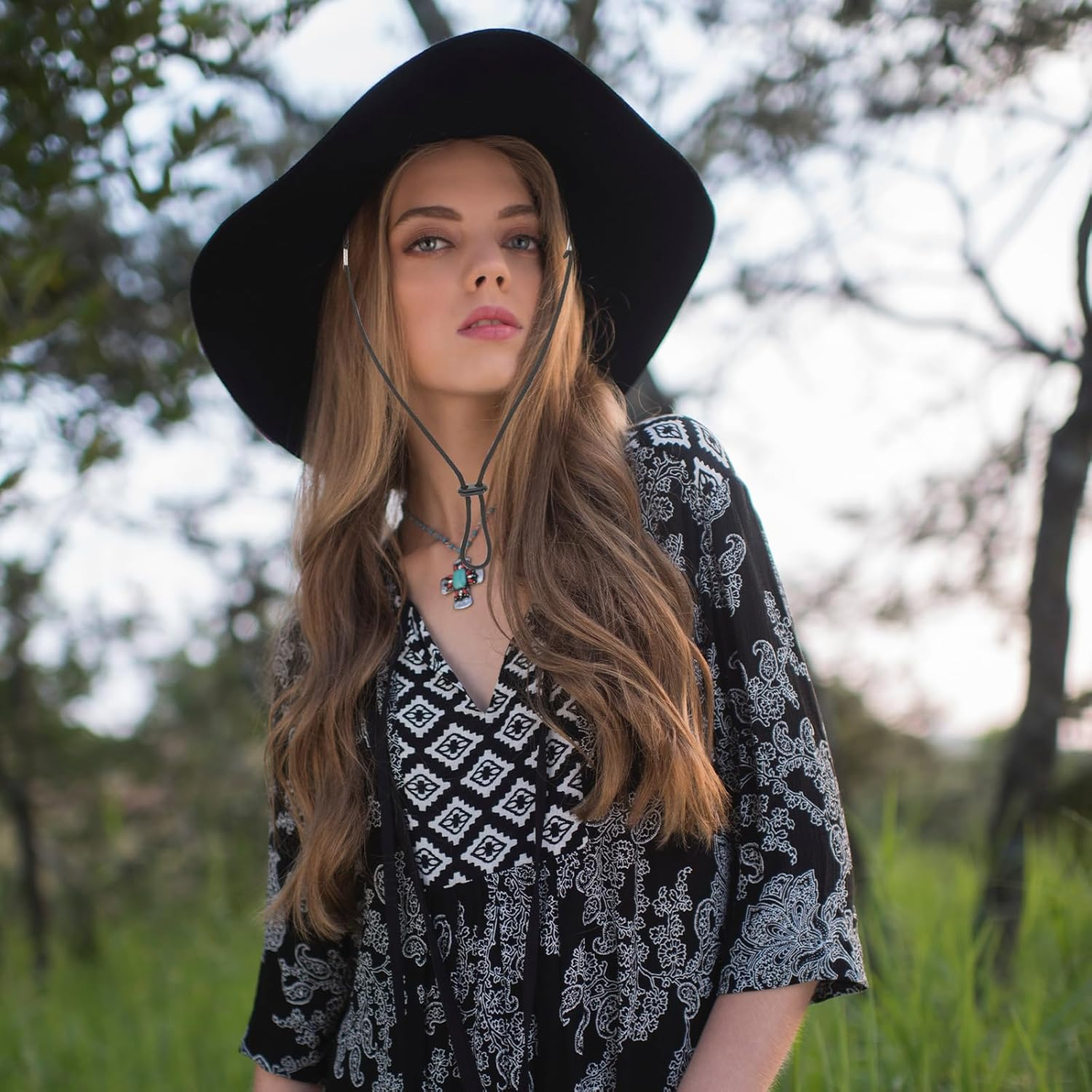 ULTECHNOVO Adjustable Hat Strap Hat Chin Cord Black Windproof Strap Clips Removable Retainers Anti- Lost Straps with Spring Loaded Stop Cord Lock (2Pcs)