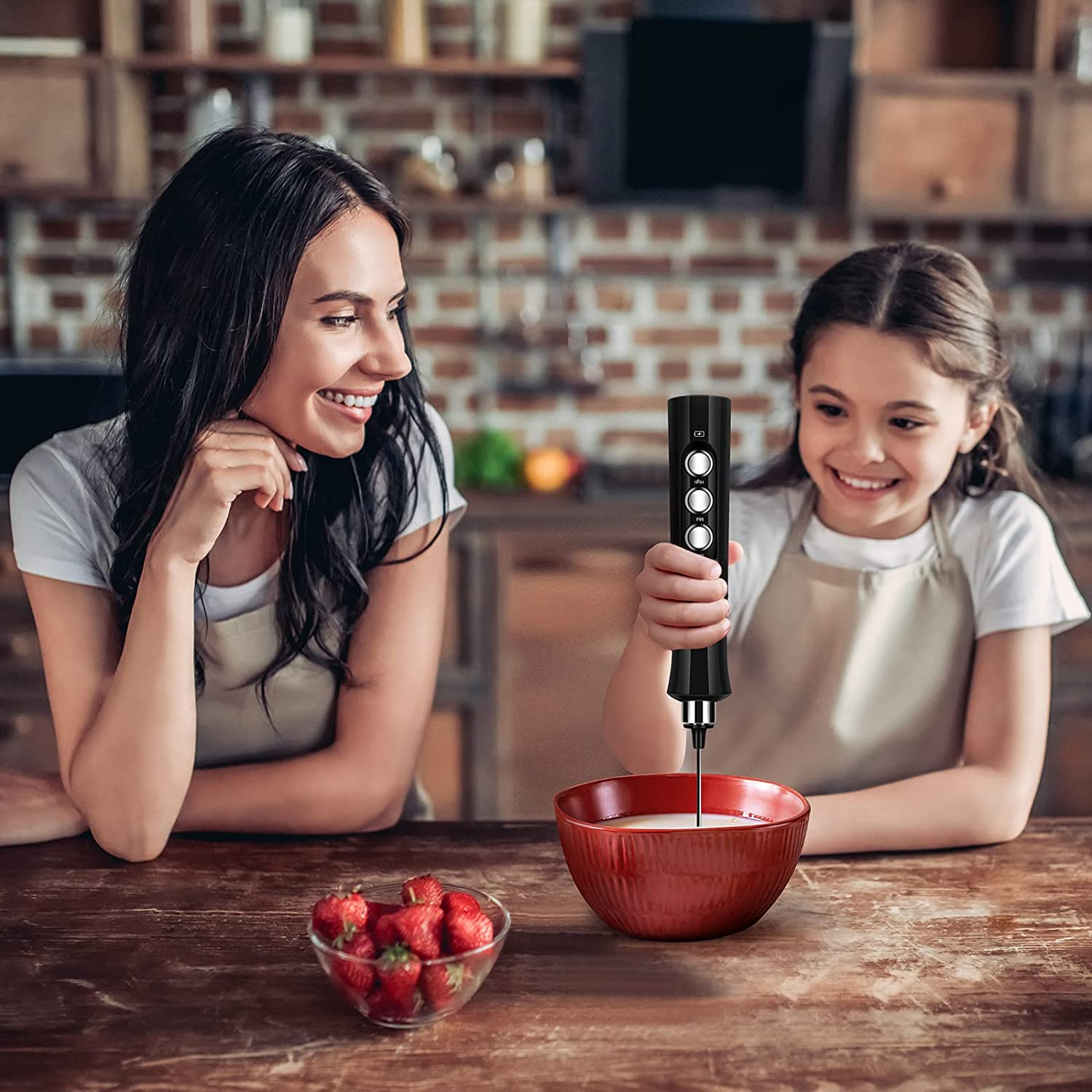 Bournehouse BH03 Rechargeable Milk Frother, 3-Speed, 2 Whisks for Cappuccino, Latte, Bulletproof Coffee, Keto Diet, Protein Powder, Matcha (Dark Black) image number 5