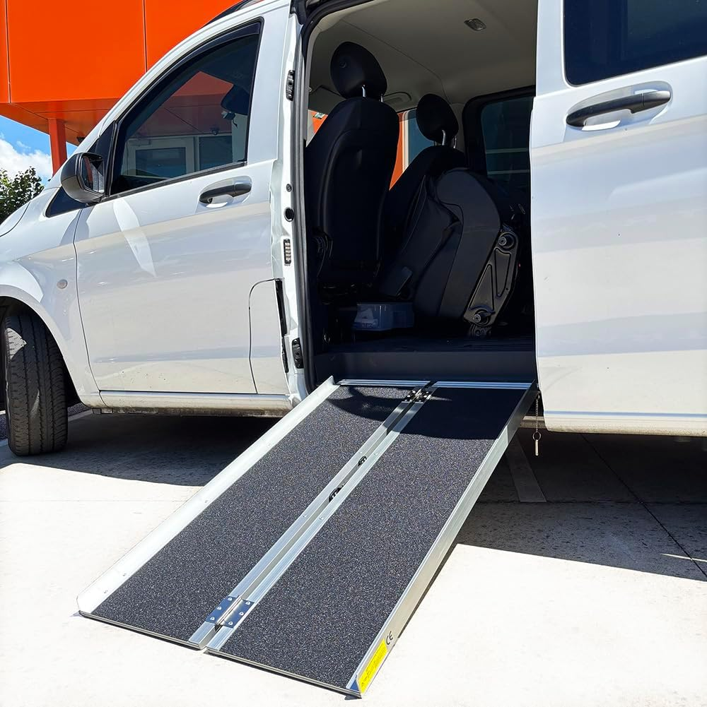 Single-Folding Aluminium Wheelchair Ramp 272Kg Rated Loading Portable Threshold Non-Slip (5Ft-(152Cm X 73.5Cm X 5Cm)) image number 3