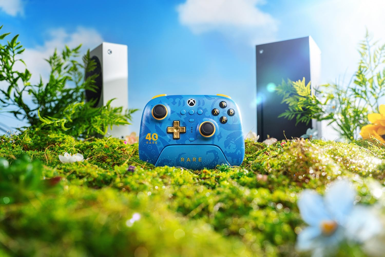 8Bitdo Ultimate 3-Mode Wireless Controller for Xbox, Hall Effect Joysticks, Pro Back Buttons, Compatibility with Xbox Series X|S & Xbox One, Apple, Windows PC & Android - Rare 40Th Anniversary Edition image number 1