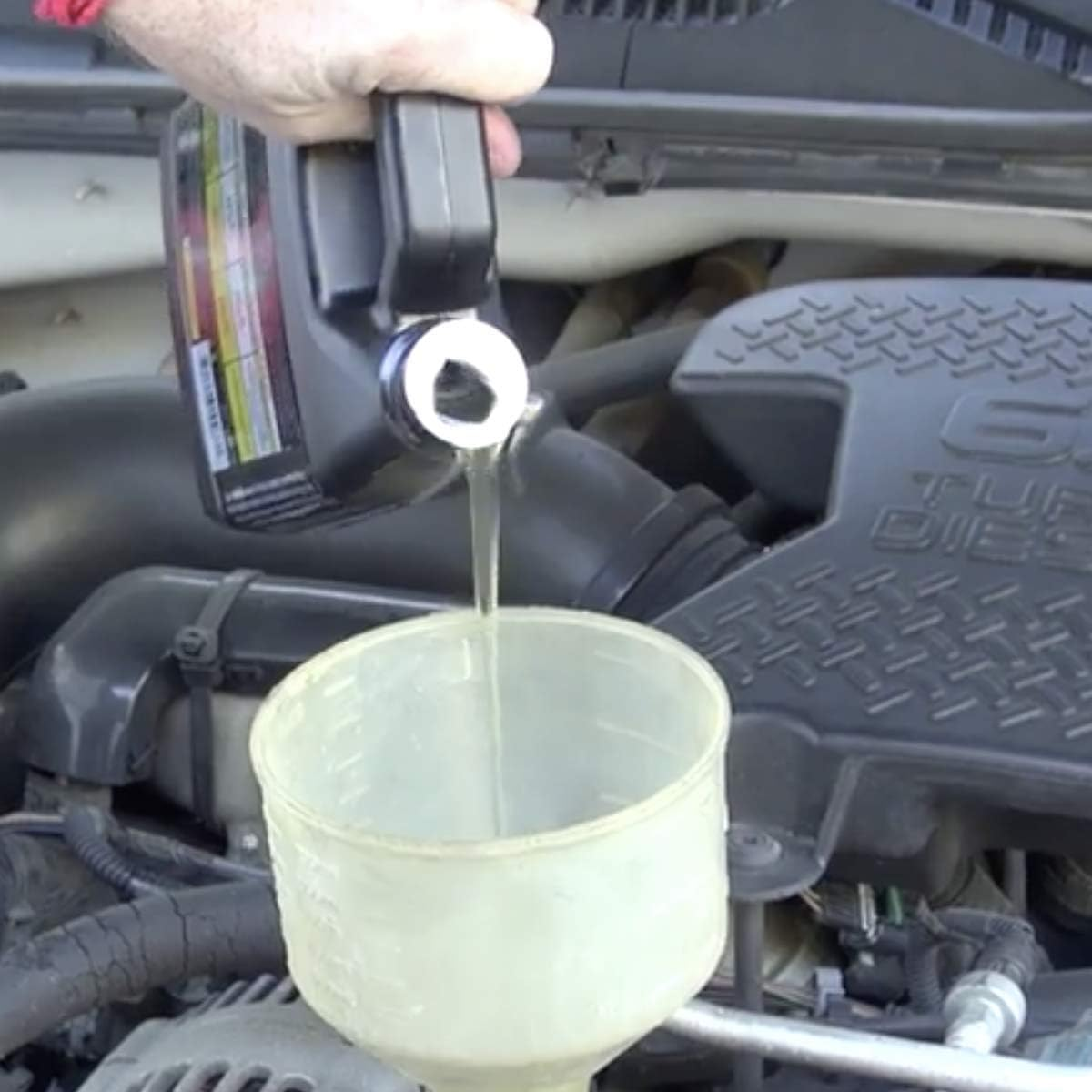 Motorkote MK-HL32-06 Heavy Duty Hyper Lubricant Engine Treatment, 32-Ounce, Single, Black - 32-Ounce, 6-Pack image number 7