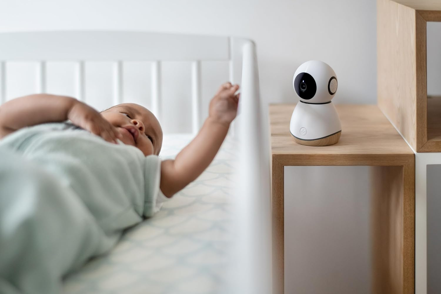 Maxi COSI Connected Nursery Bundle-See Baby Monitor + Soothe Light & Sound + Glow Cot Light, Minimal Design, Smart Sensory Controlled by One App, Easy to Use & Installation image number 3