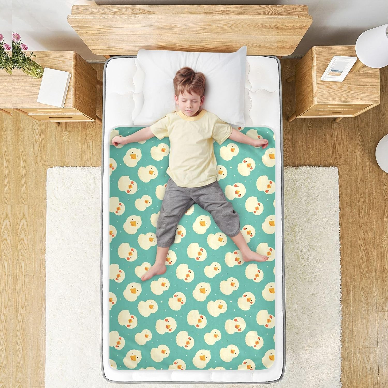 White Cute Duck Face Extra Large Resuable Changing Pad Covers Waterproof Washable Bed Wetting Sheet Leakproof Quick Drying Toddler Bedding Products for Infant Baby 52" L X 34" W image number 3